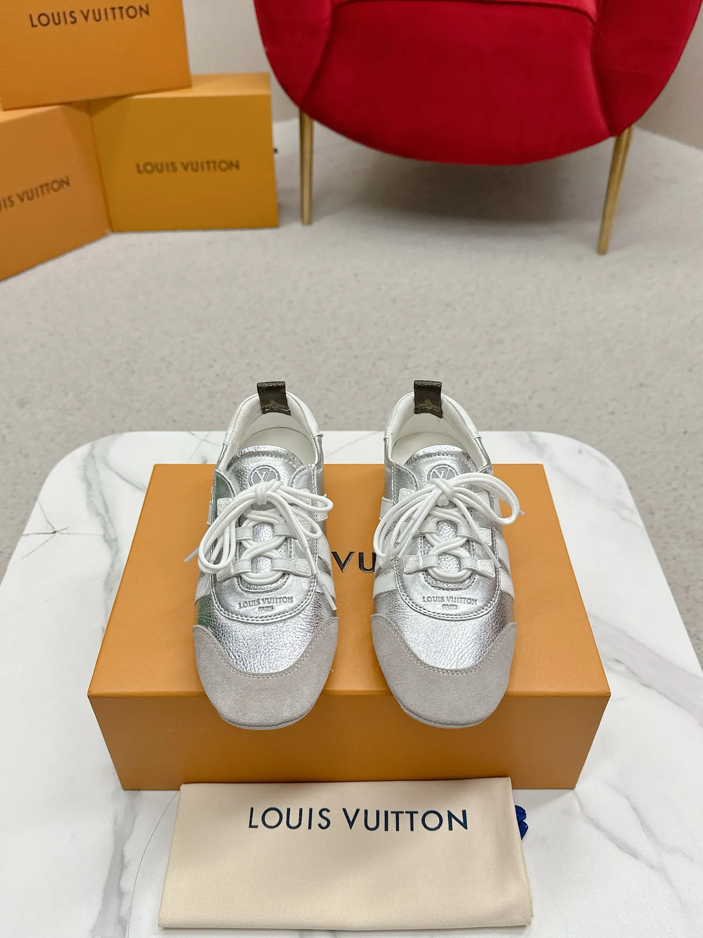 Кроссовки Женские Louis Vuitton 97334