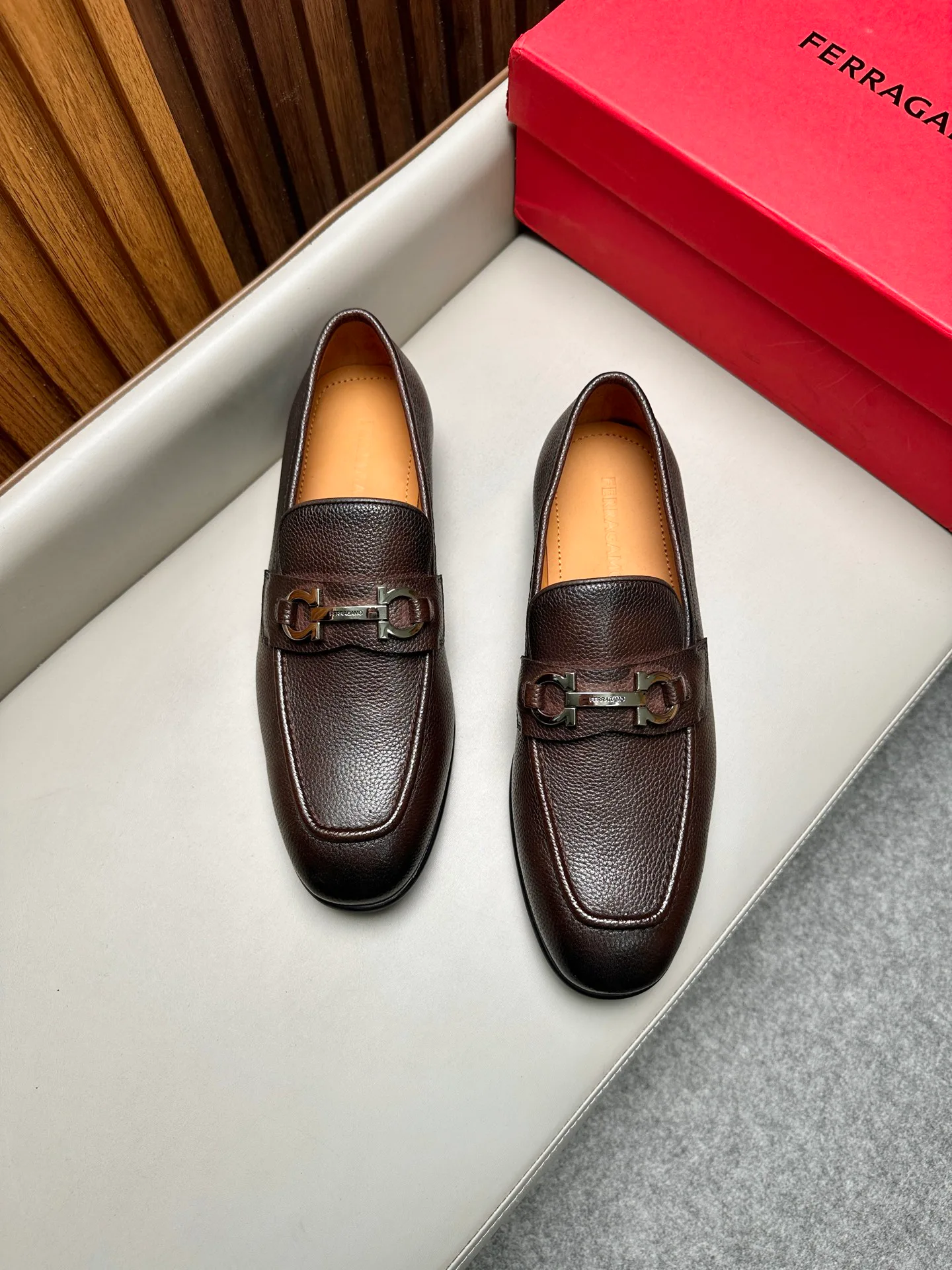 Лоферы И Туфли Мужские Salvatore Ferragamo 17470844
