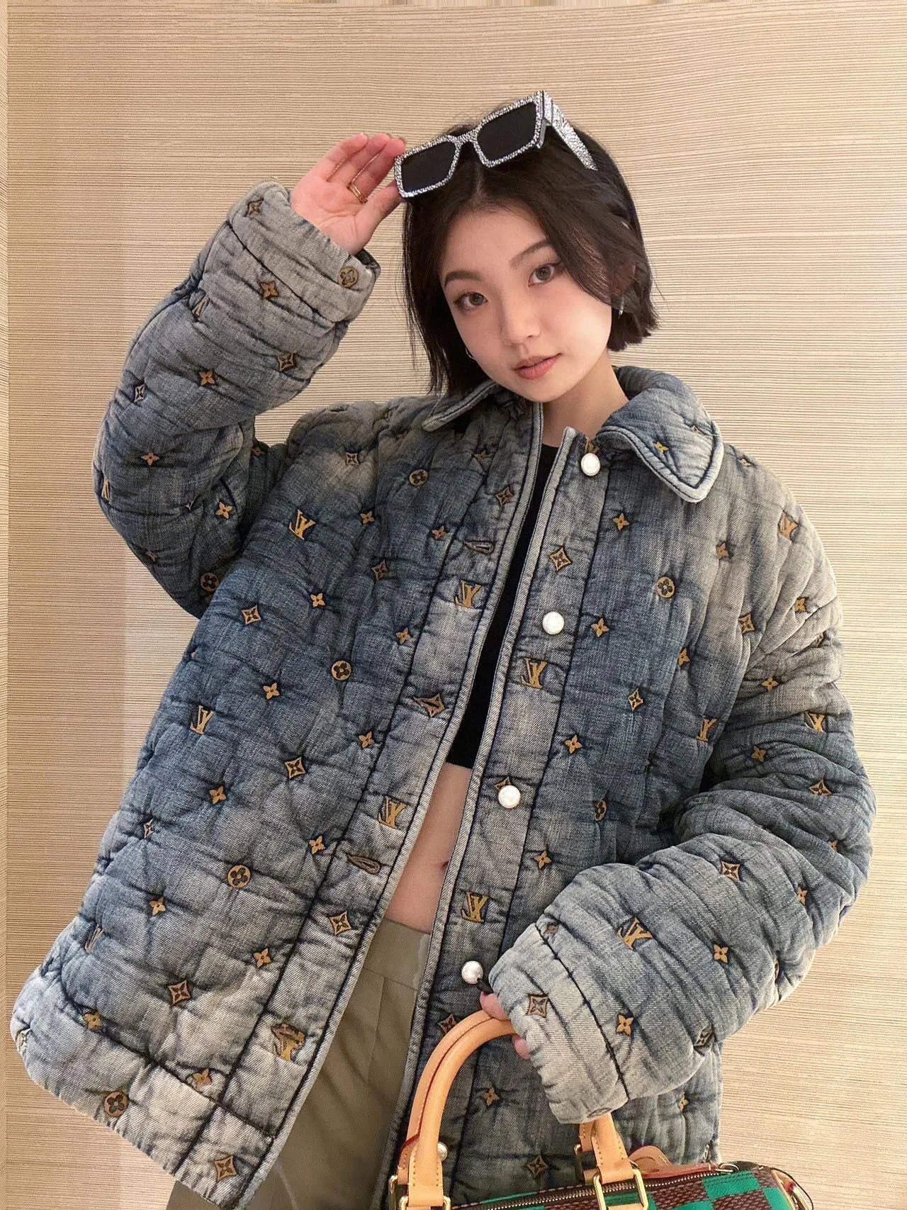 Куртки И Пуховики Женские Louis Vuitton 864755