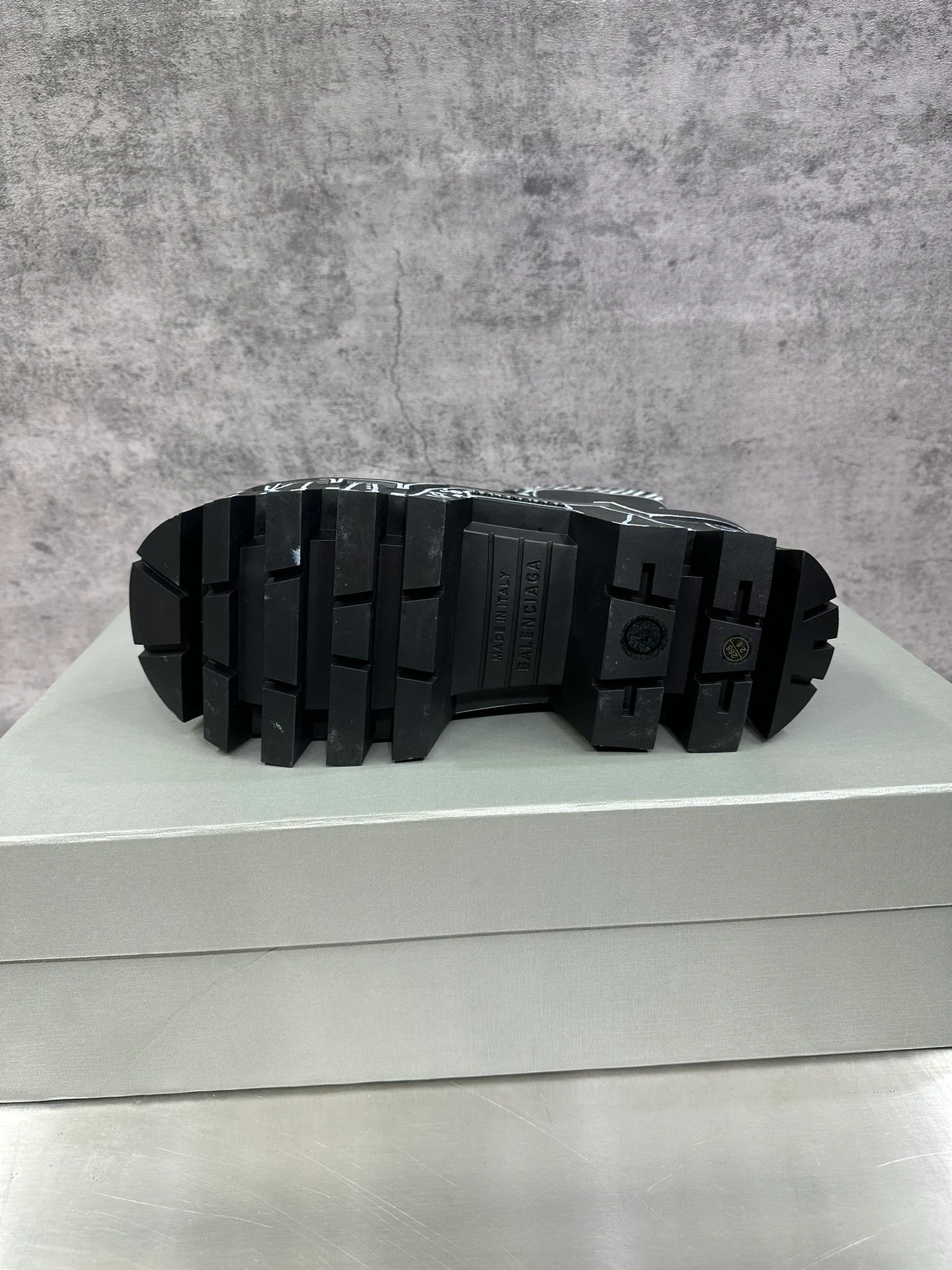 Ботинки Женские Balenciaga 3550621