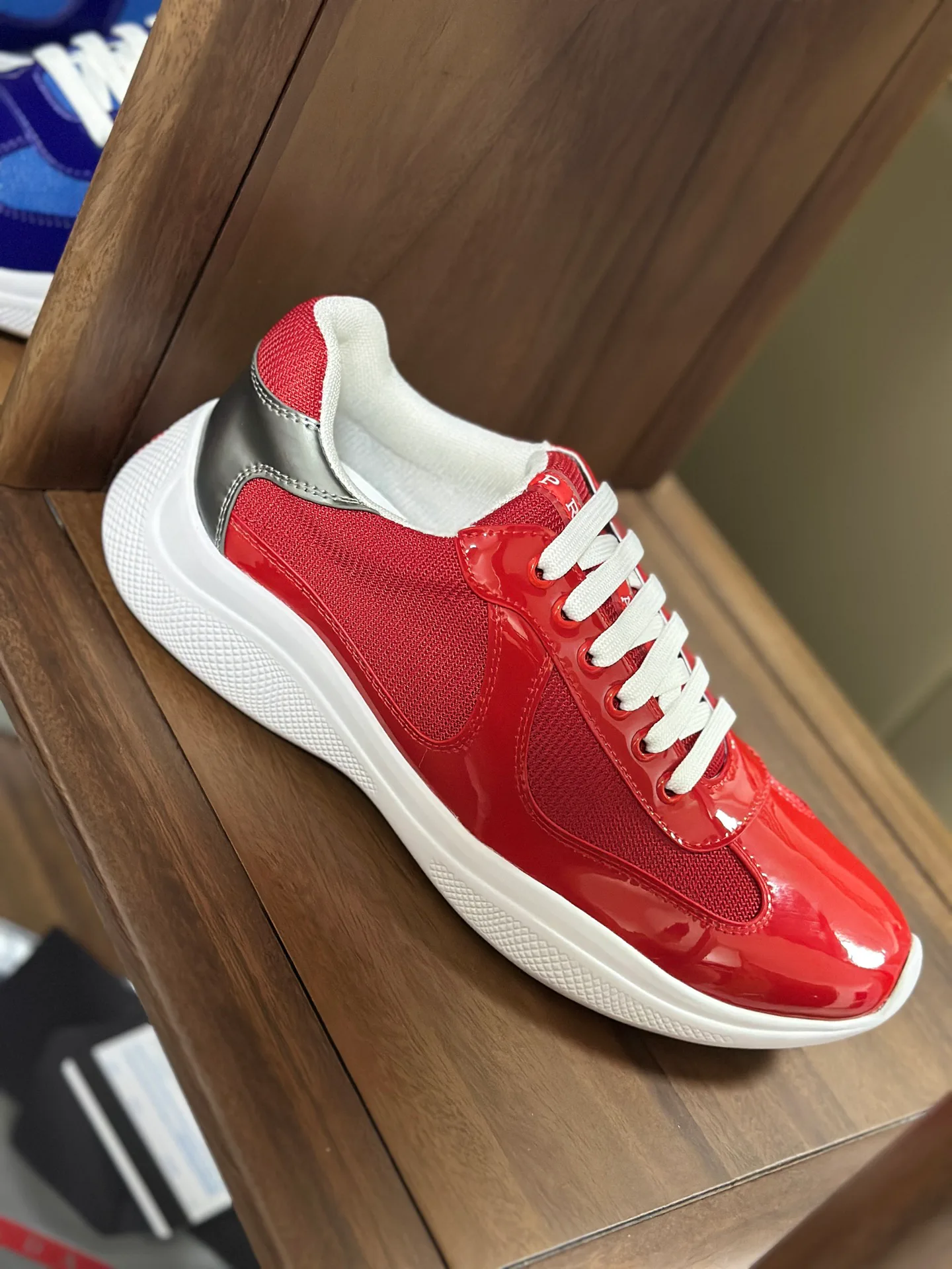 Кроссовки Мужские Prada 18262258