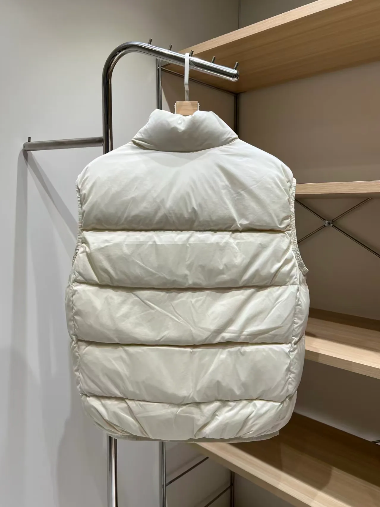 Жилеты Женские Moncler 18131397