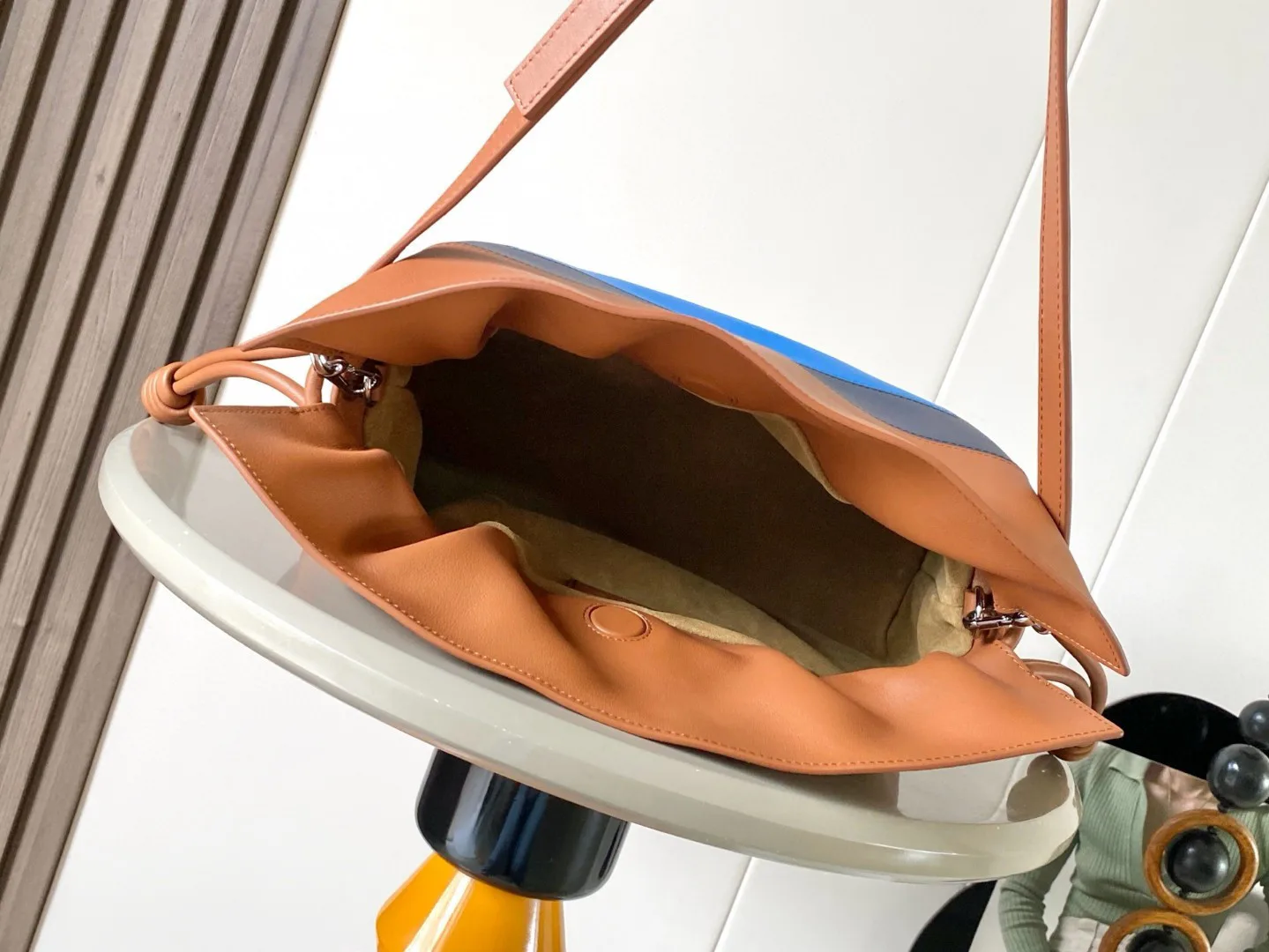 Классические Сумки Женские Loewe 13174354