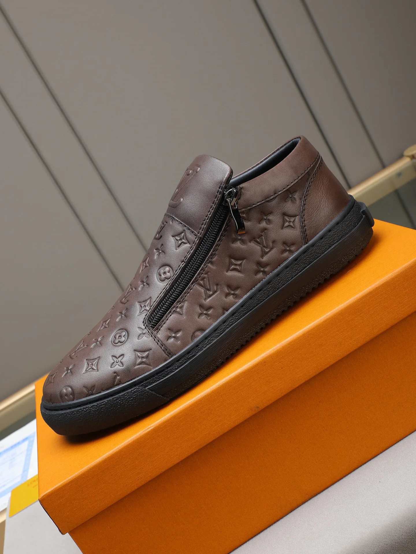 Кроссовки Мужские Louis Vuitton 1277015