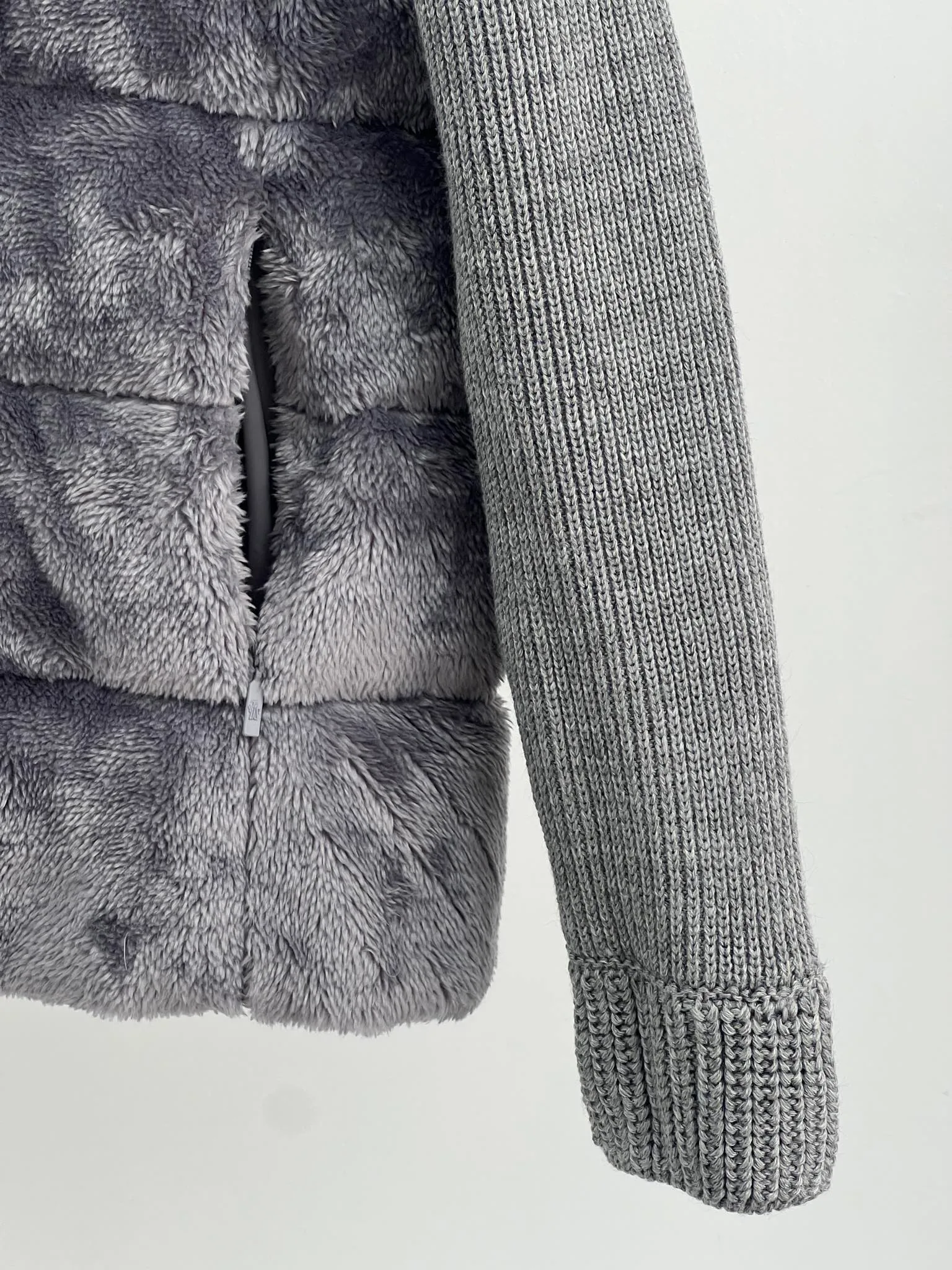 Куртки И Пуховики Женские Moncler 18416241