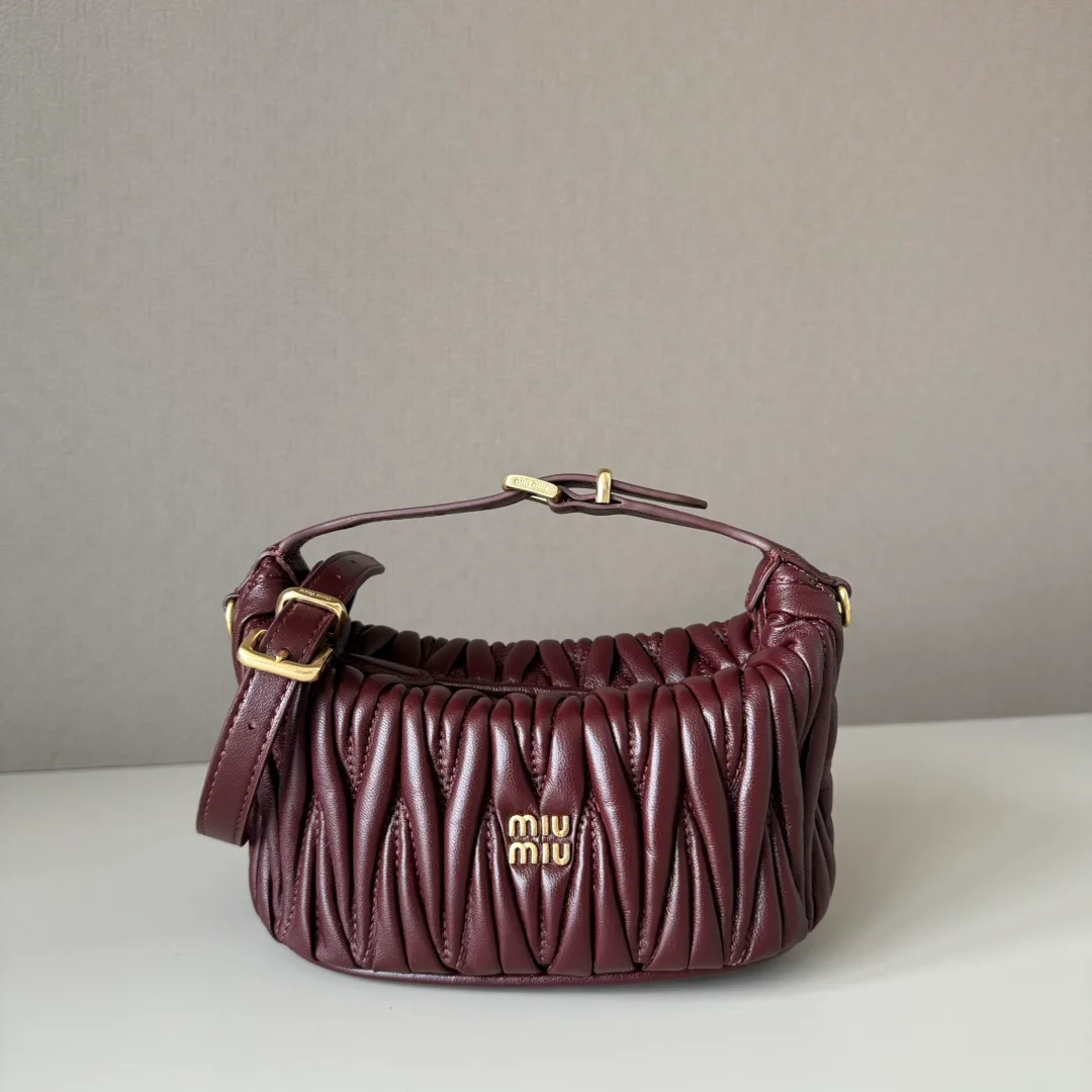 Сумки На Ремне Женские Miu Miu 115432