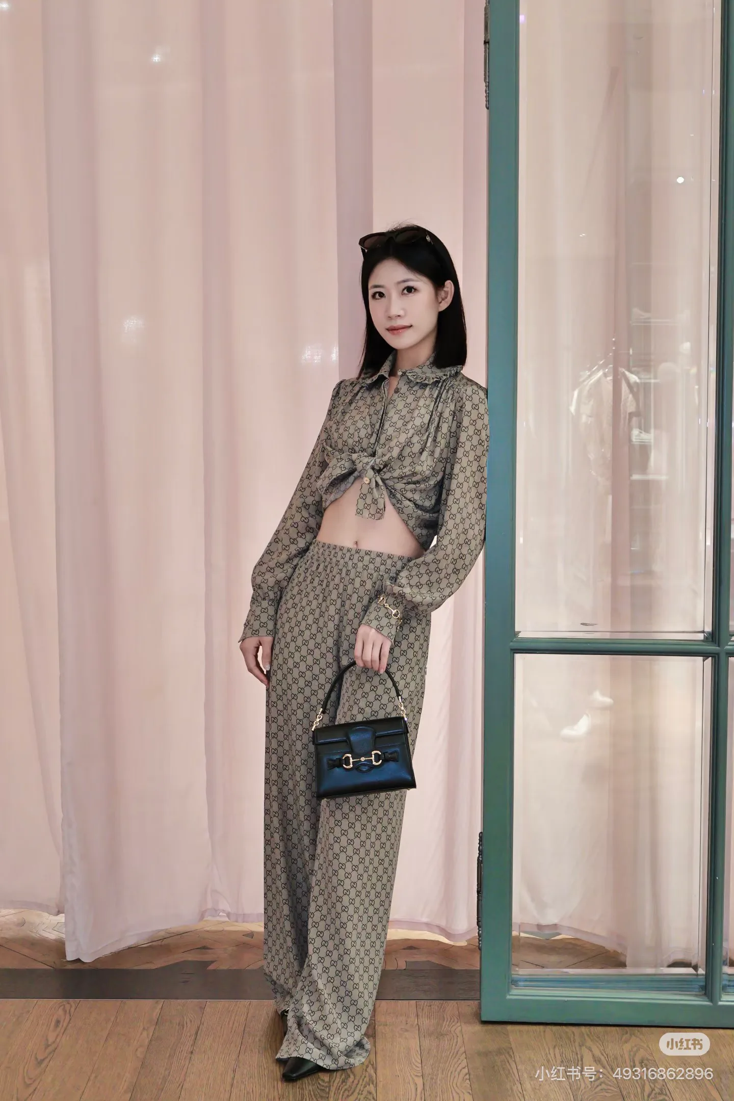 Брюки Женские Gucci 18108439