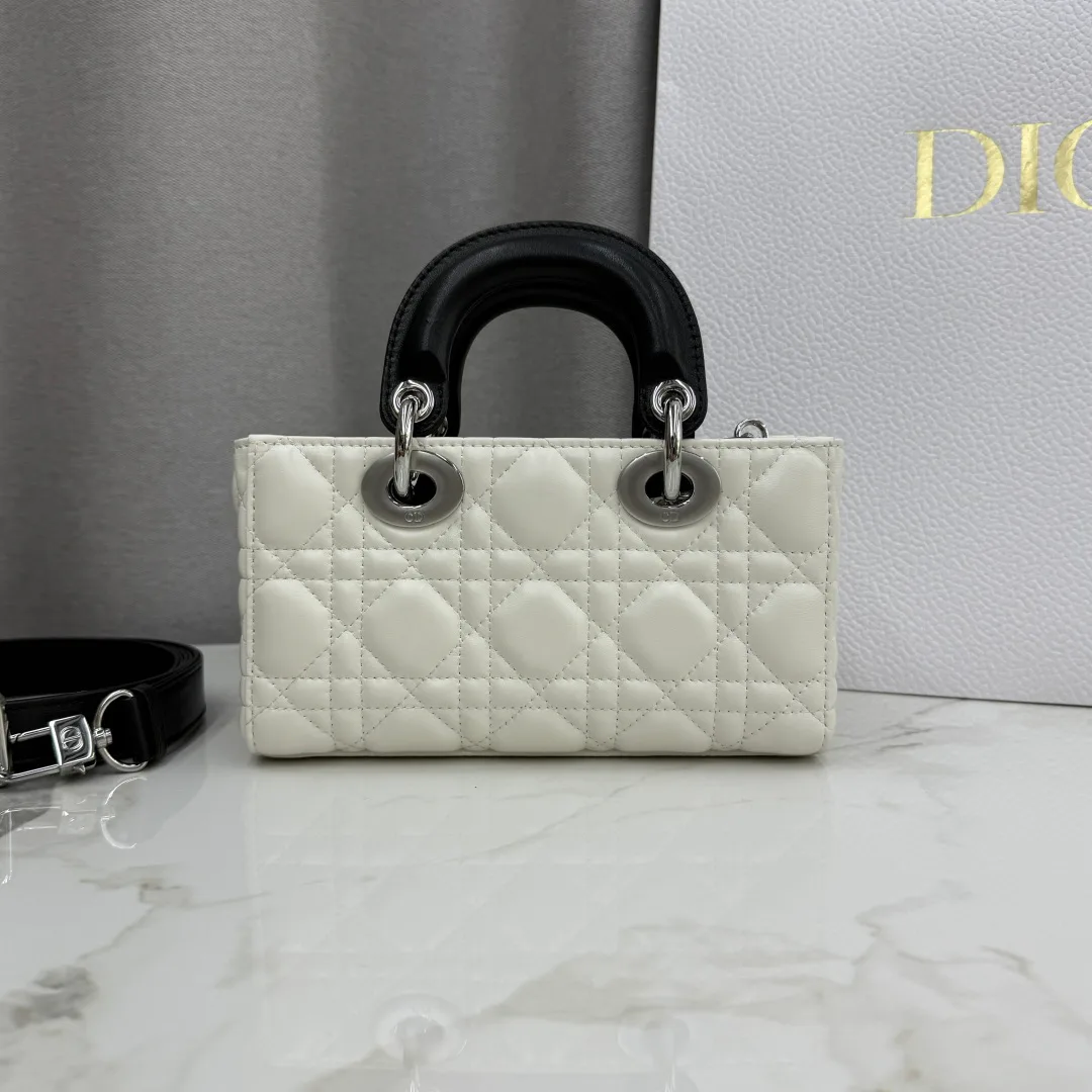 Классические Сумки Женские Christian Dior 11905804