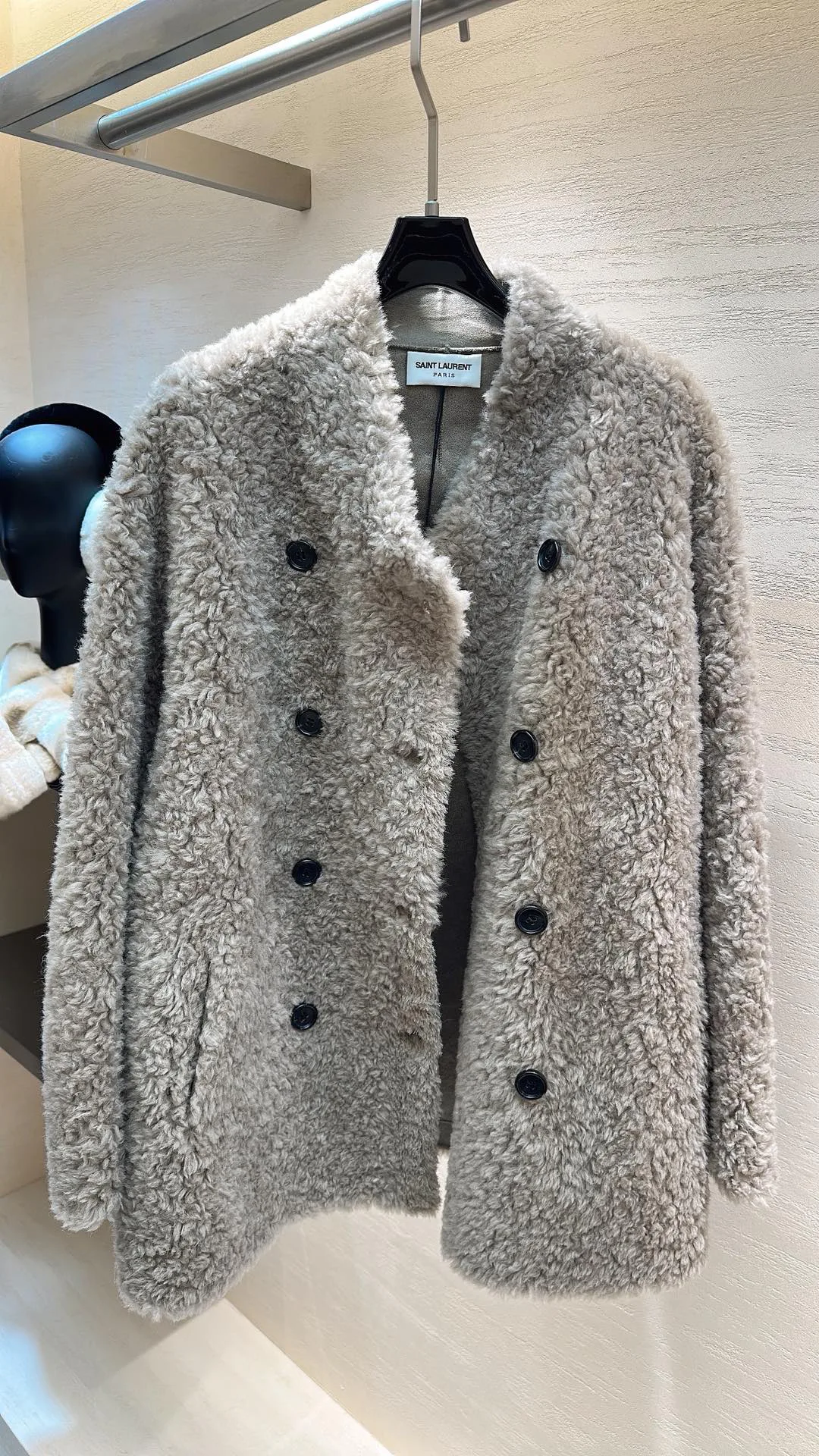 Шубы Женские Saint Laurent 381092