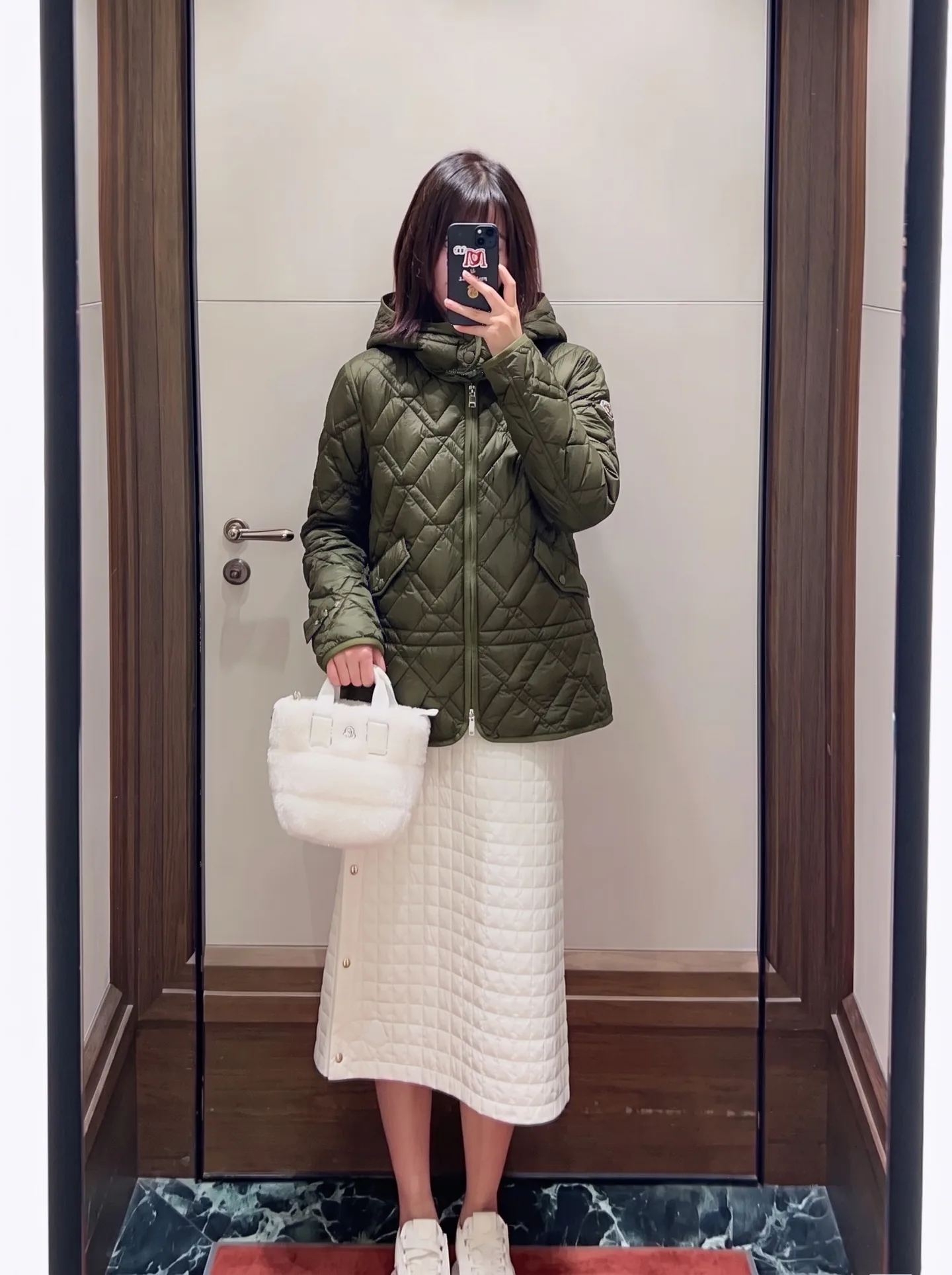 Куртки И Пуховики Женские Moncler 19699000