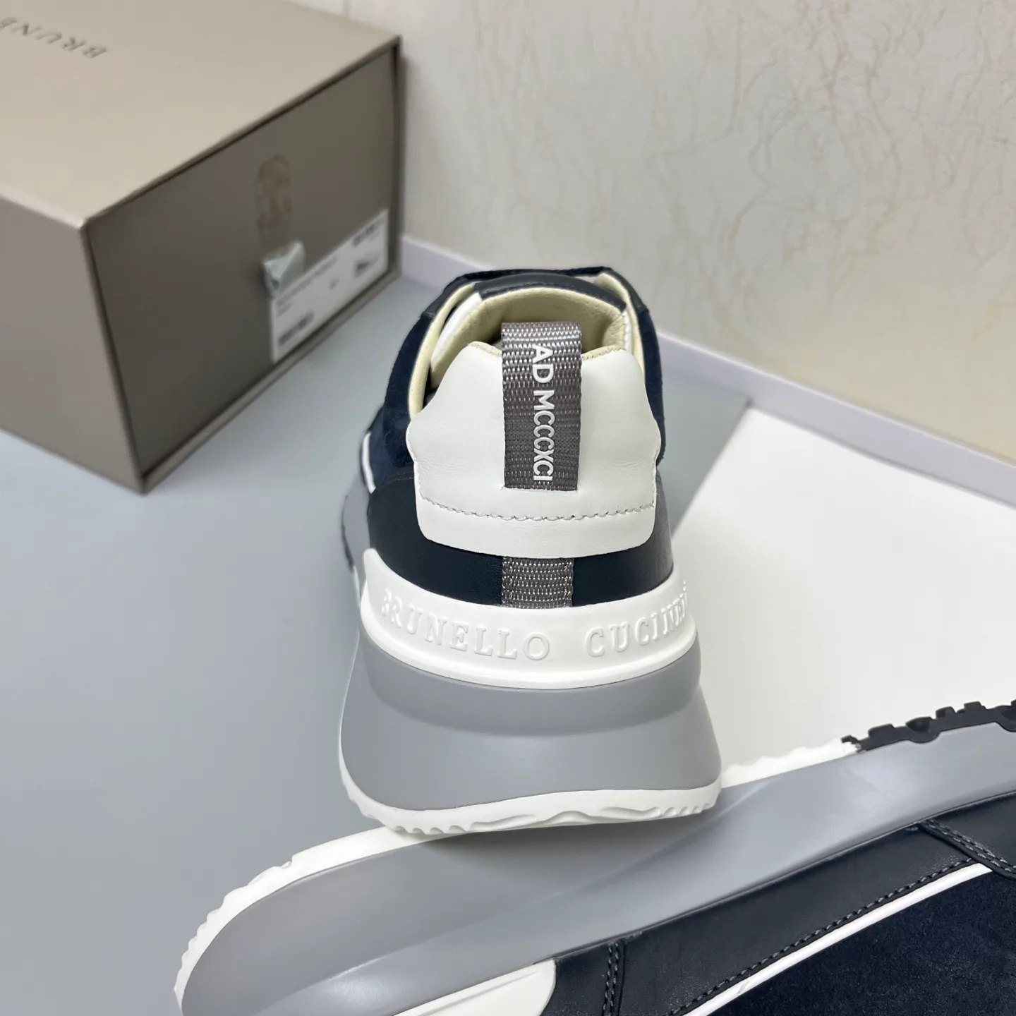 Кроссовки Мужские Brunello Cucinelli 28001