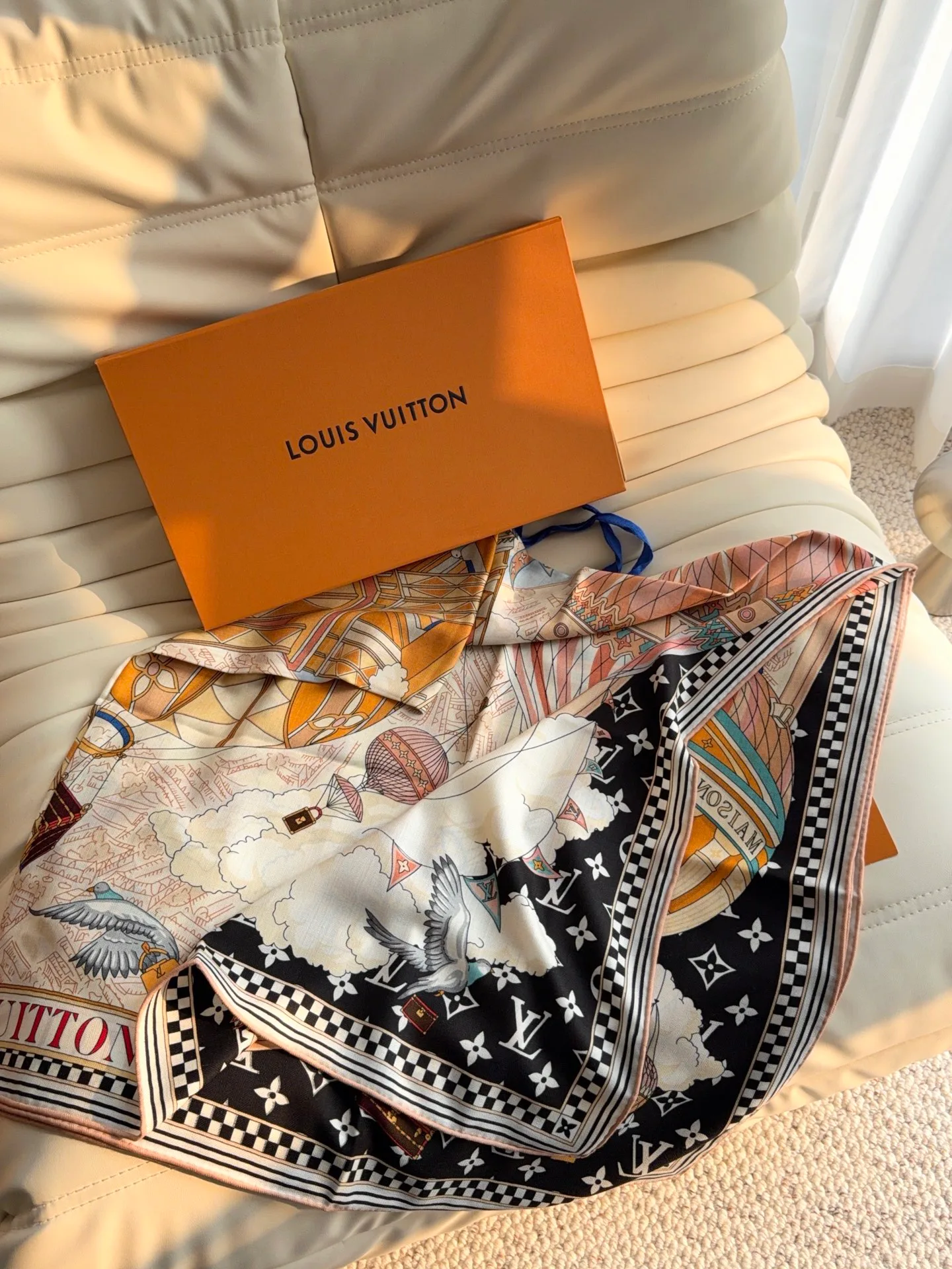 Платки Louis Vuitton 18675756