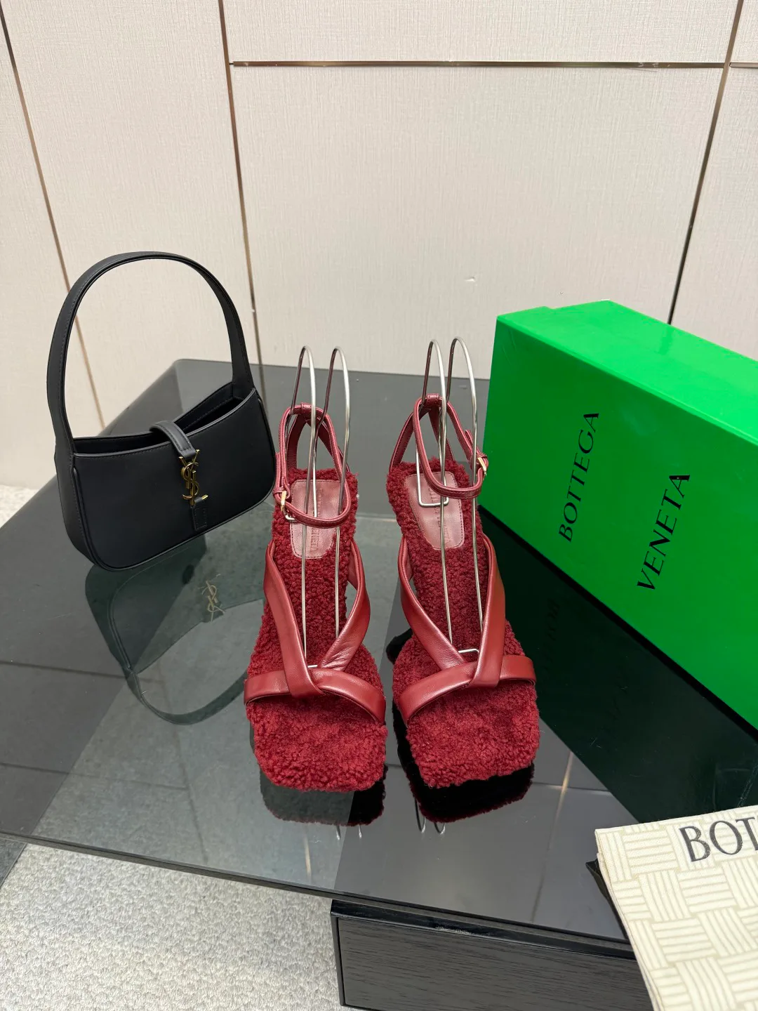 Босоножки Женские Bottega Veneta 837252