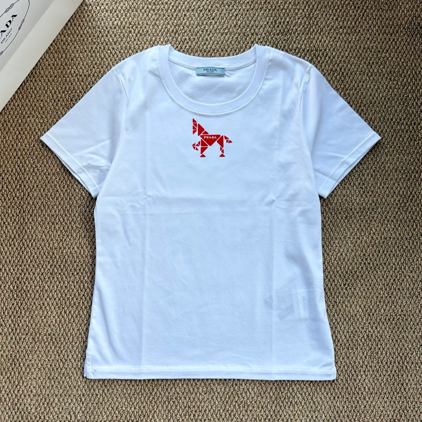 Футболки Женские Prada 5892821
