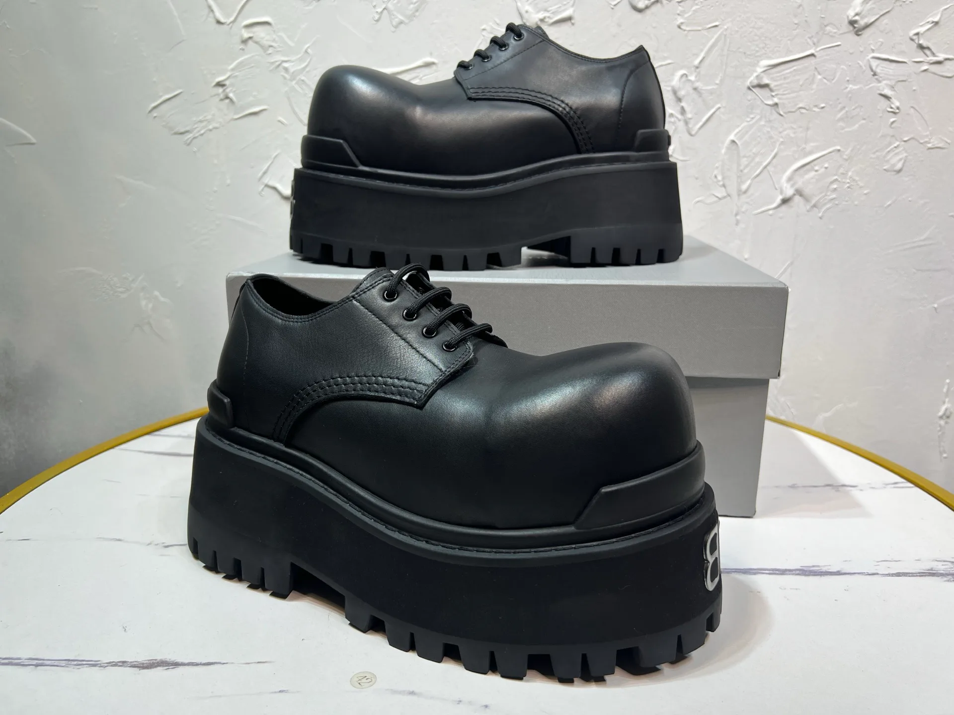 Ботинки Мужские Balenciaga 11670827