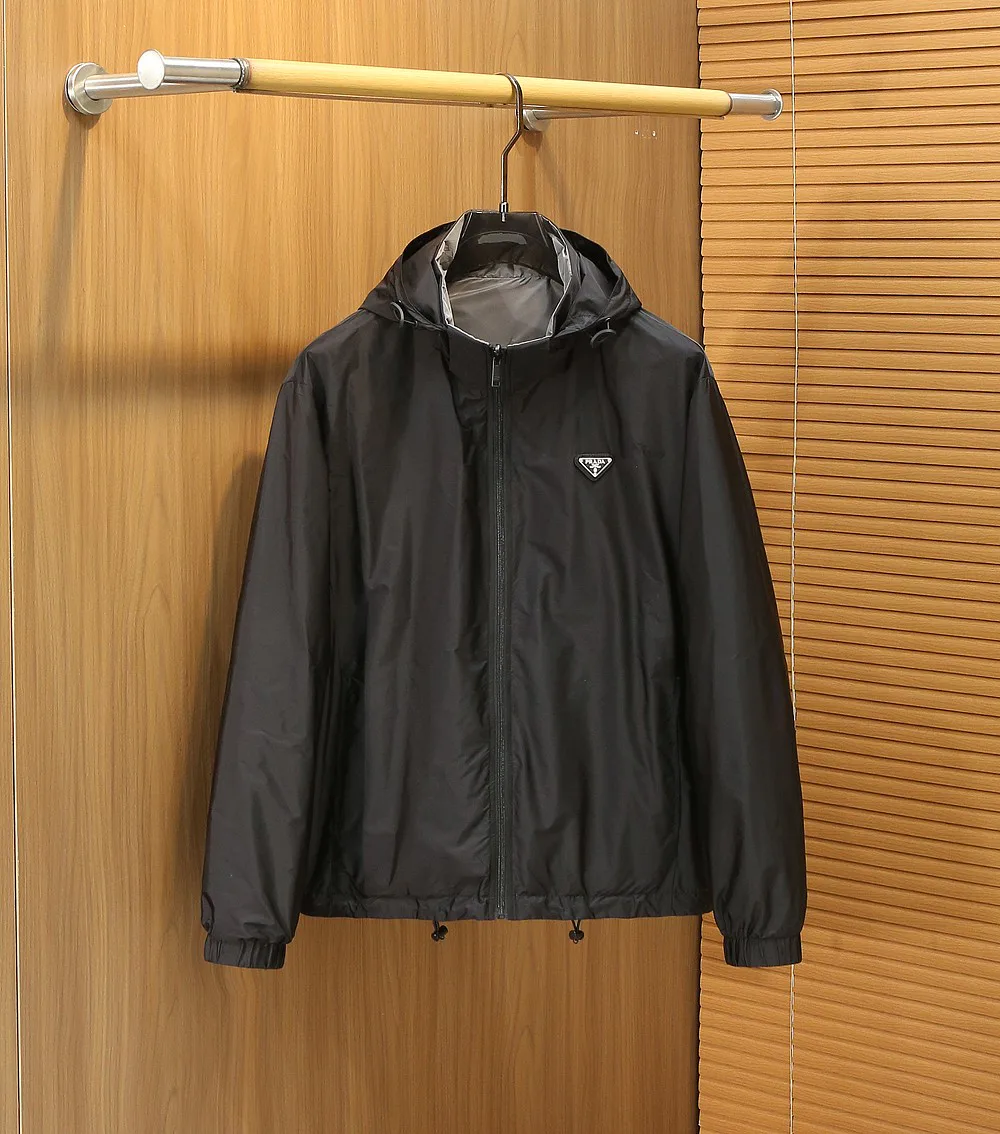 Куртки И Пуховики Мужские Prada 11010980