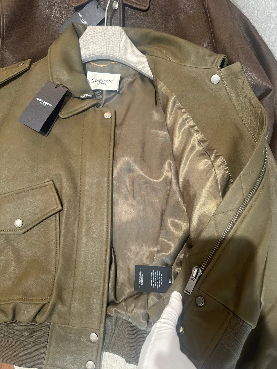 Кожаные Куртки И Дублёнки Женские Saint Laurent 17766373