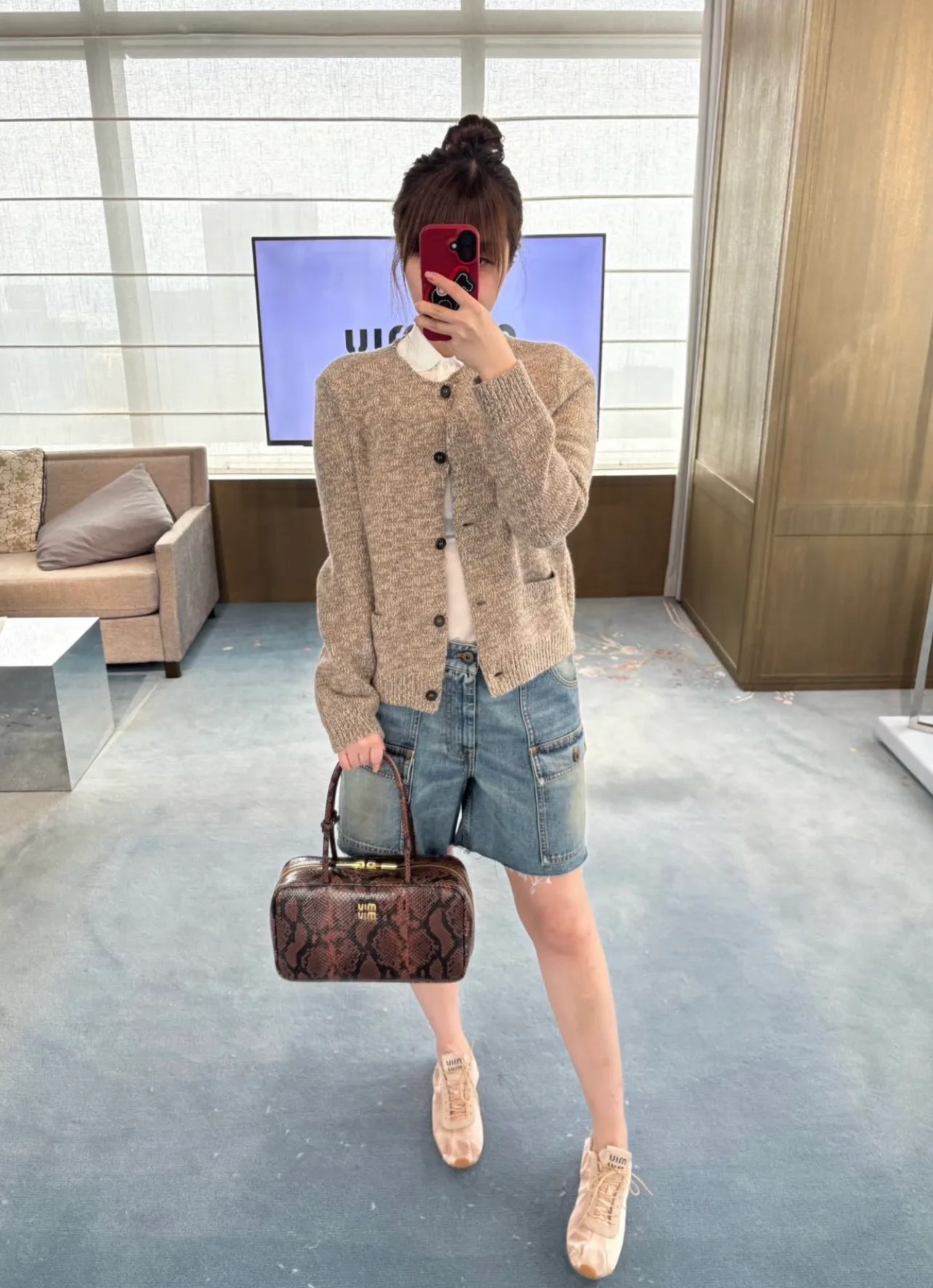 Шорты Женские Miu Miu 11578779