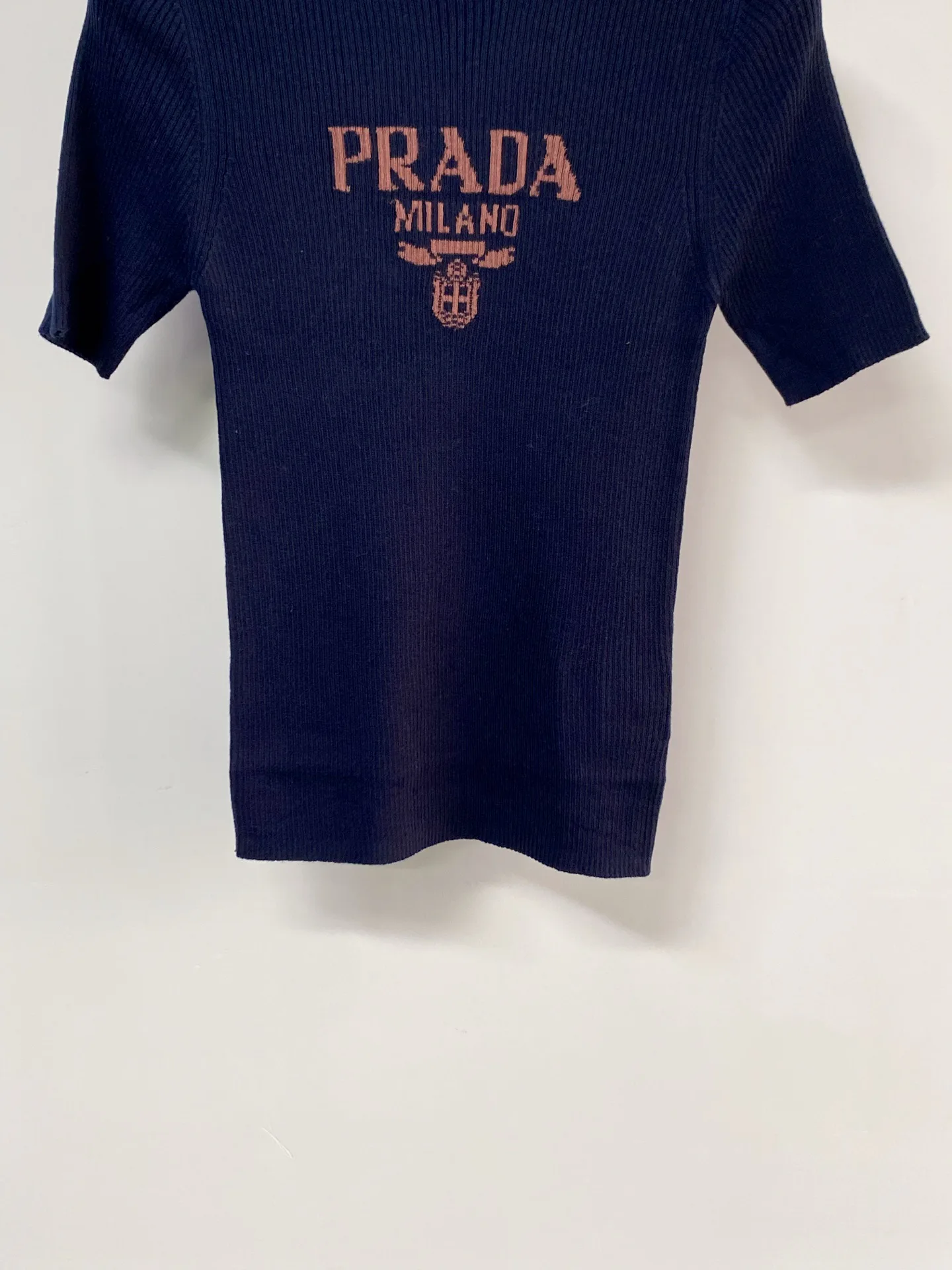 Футболки Женские Prada 11946195