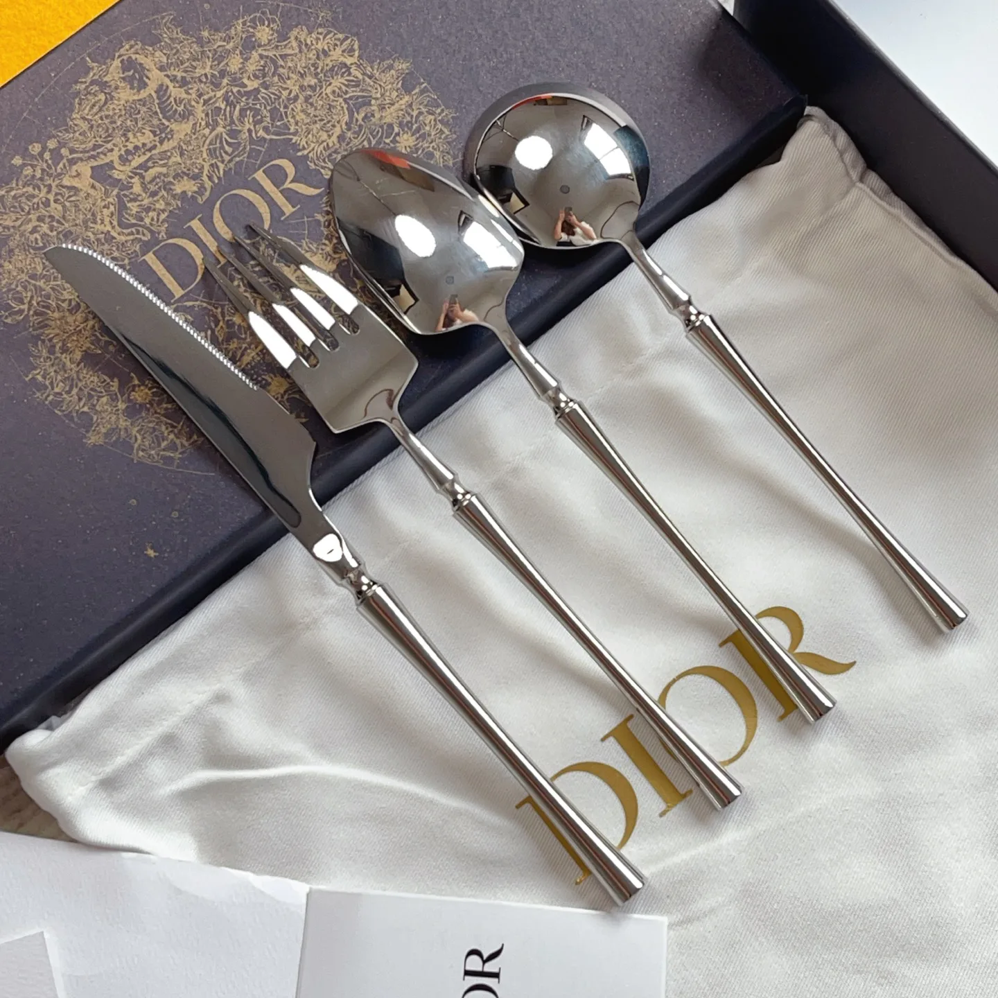 Посуда Christian Dior 4695089