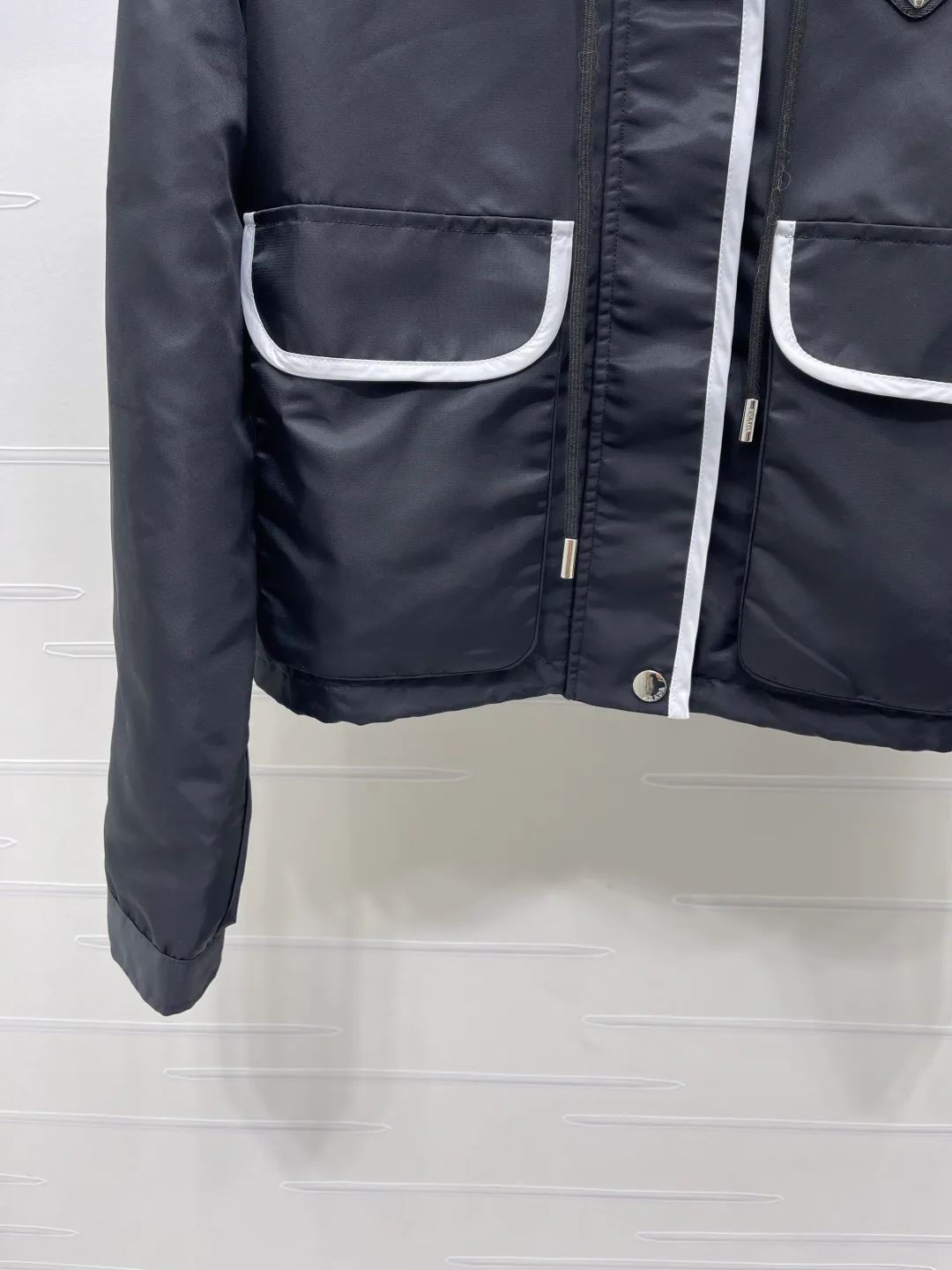 Куртки И Пуховики Женские Prada 18038732