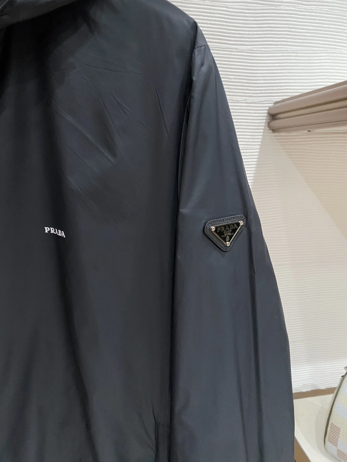 Куртки И Пуховики Мужские Prada 10300309