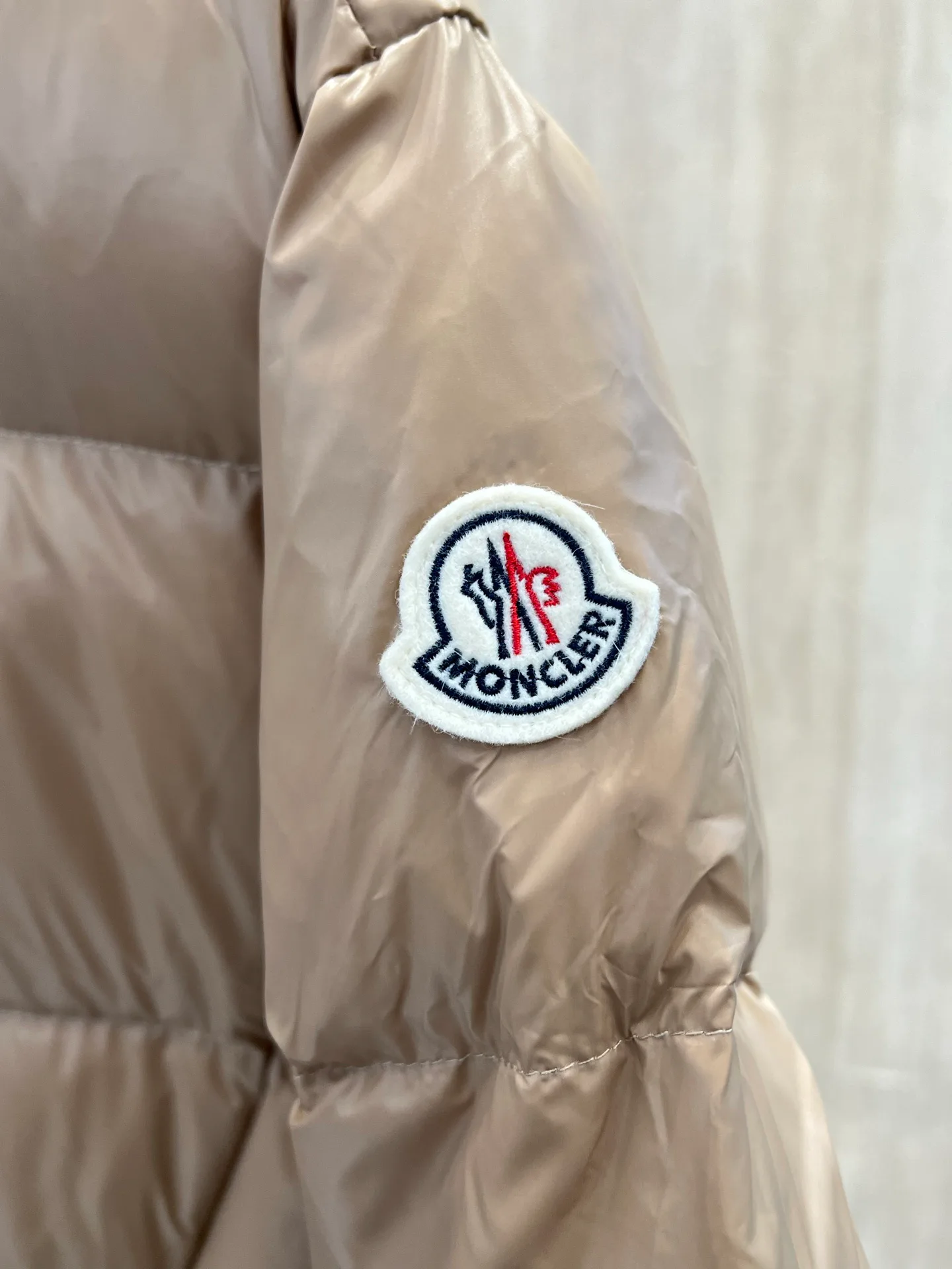 Куртки И Пуховики Женские Moncler 18723444