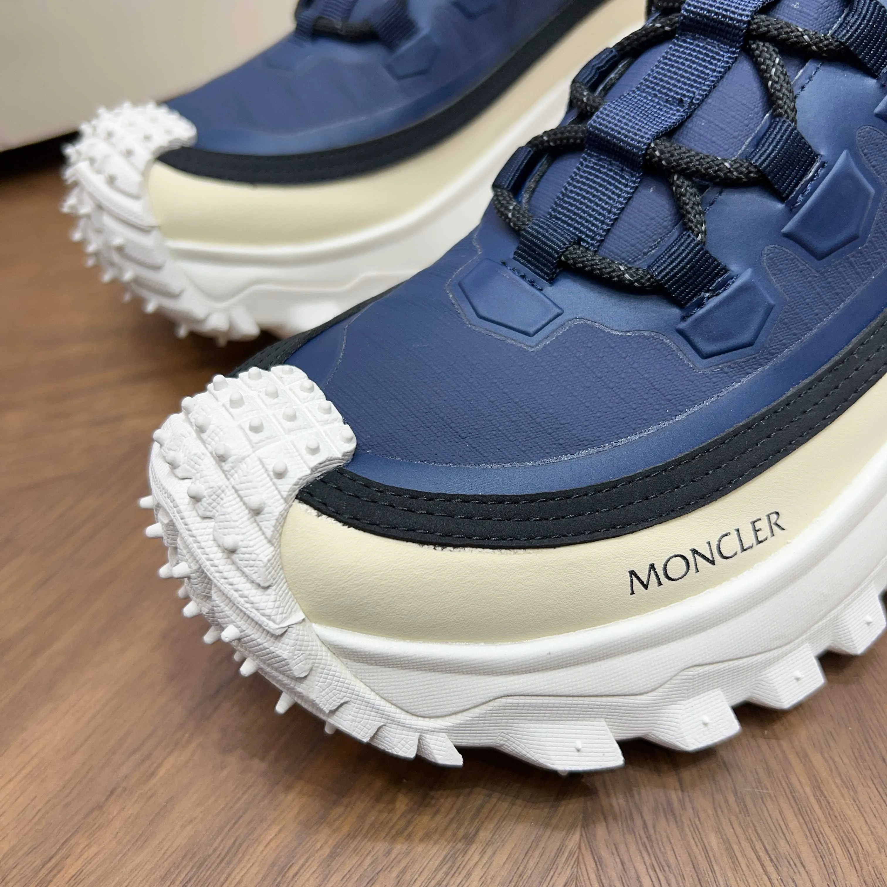 Кроссовки Мужские Moncler 18116761
