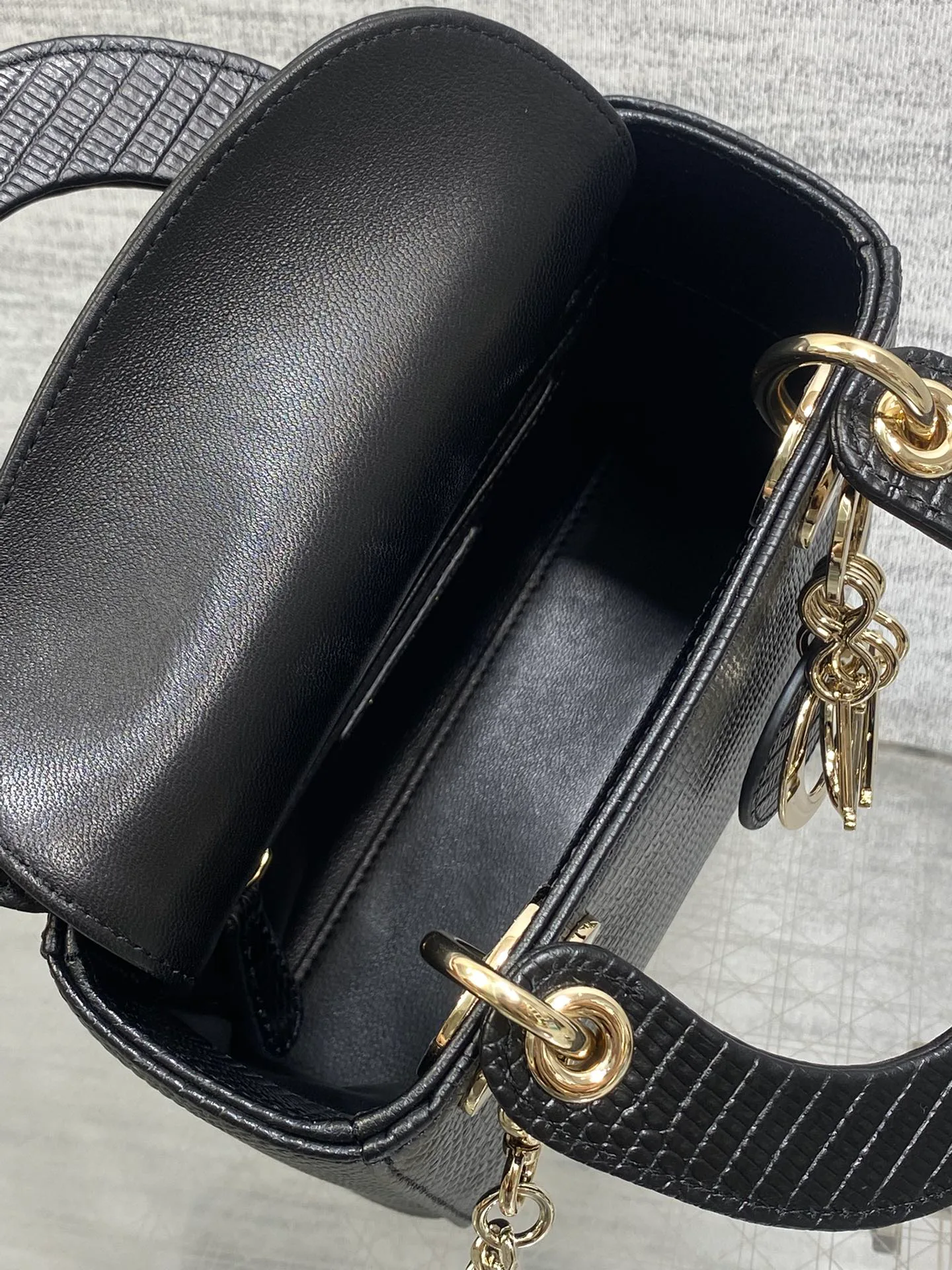 Классические Сумки Женские Christian Dior 11412673