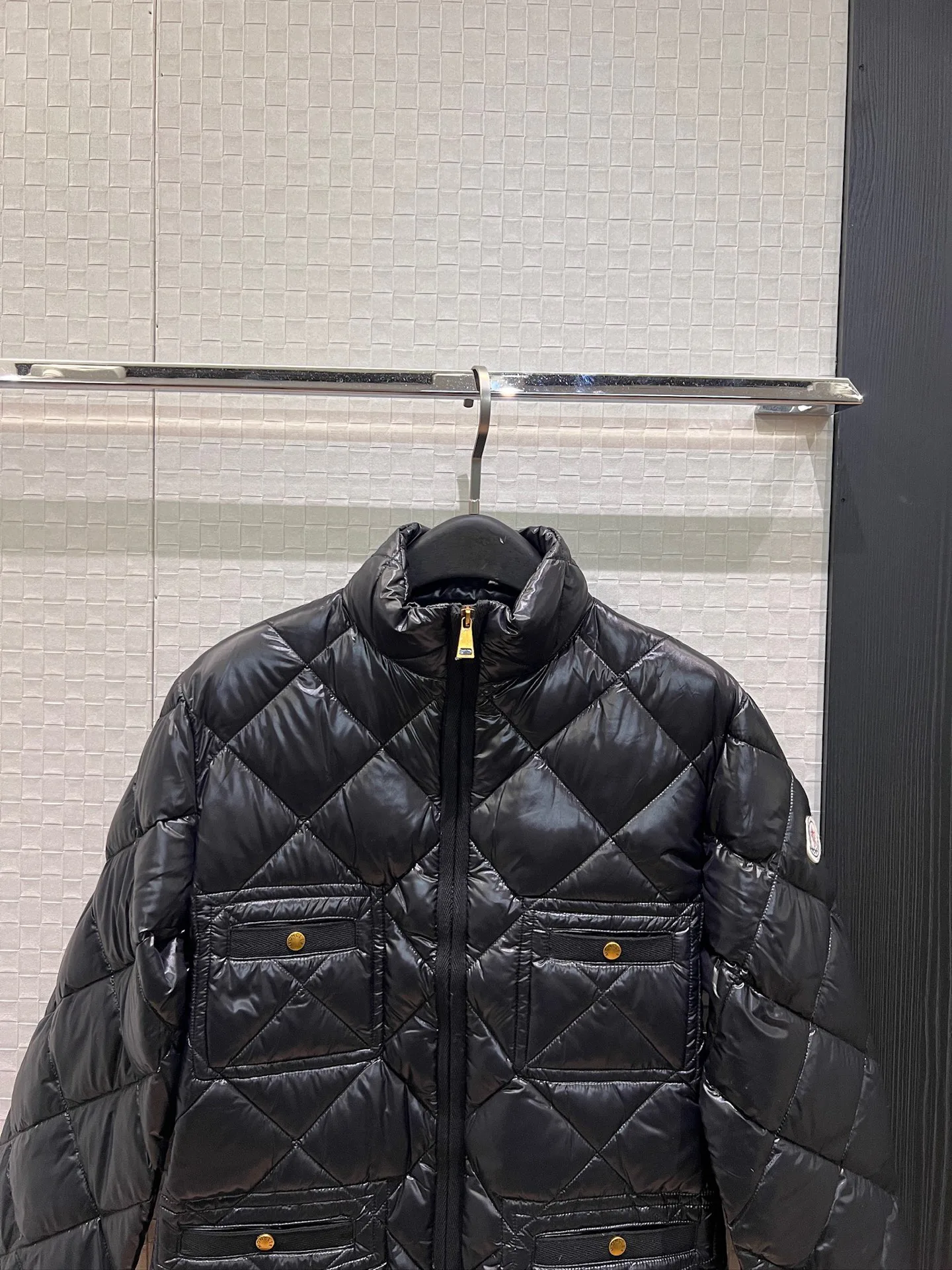 Куртки И Пуховики Женские Moncler 19320511