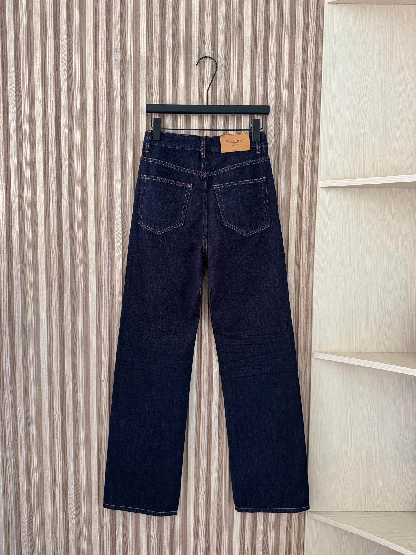 Джинсы Женские Saint Laurent 18743303