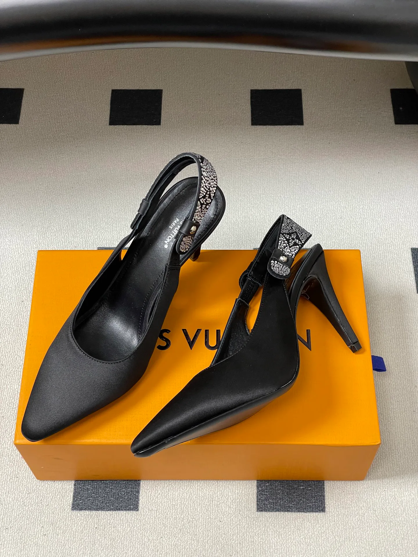 Туфли Женские Louis Vuitton 668704