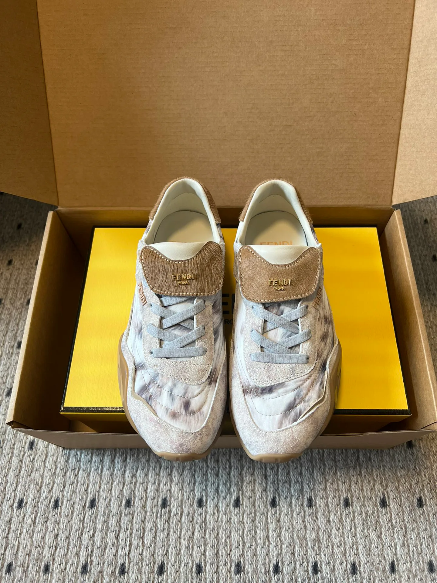 Кроссовки Женские Fendi 348752