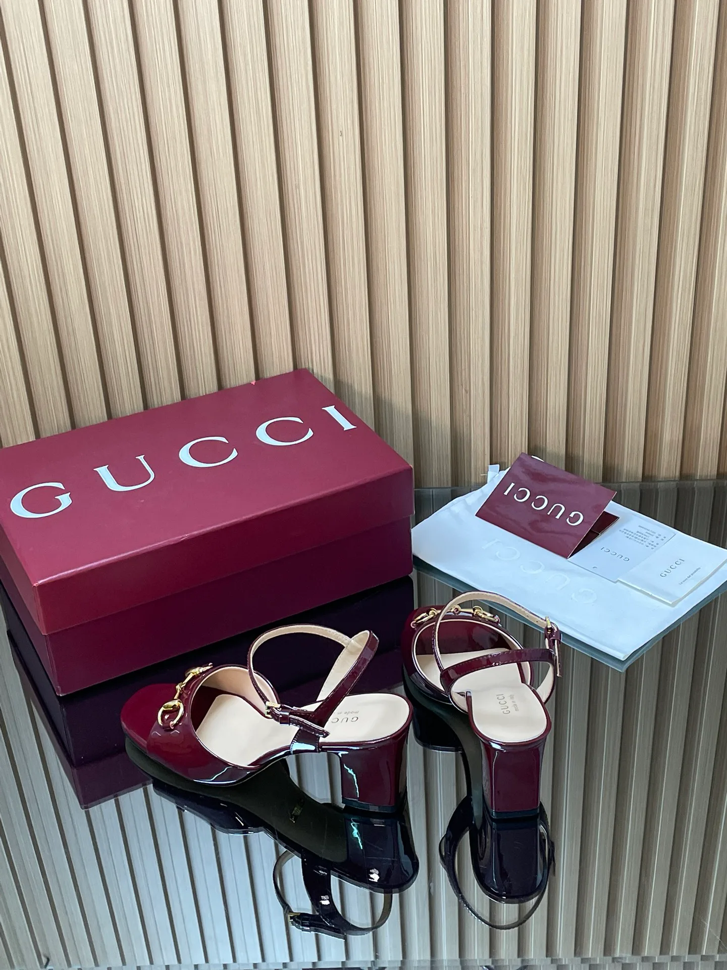 Босоножки Женские Gucci 11616294