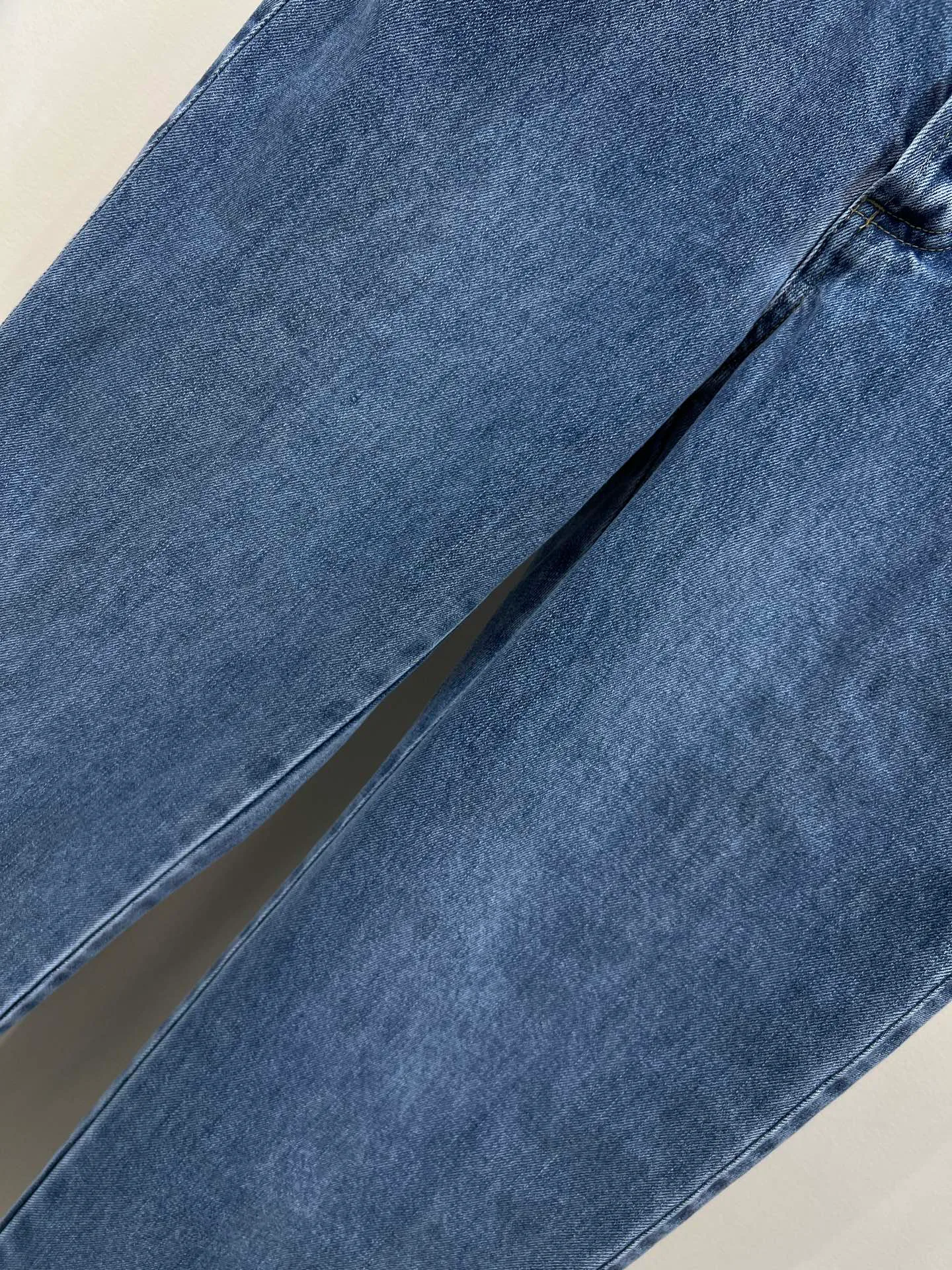 Джинсы Женские Vetements 11752246