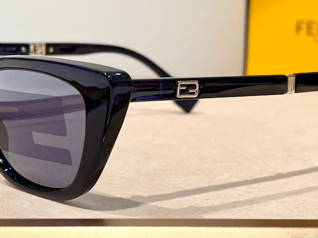 Очки Fendi 25739