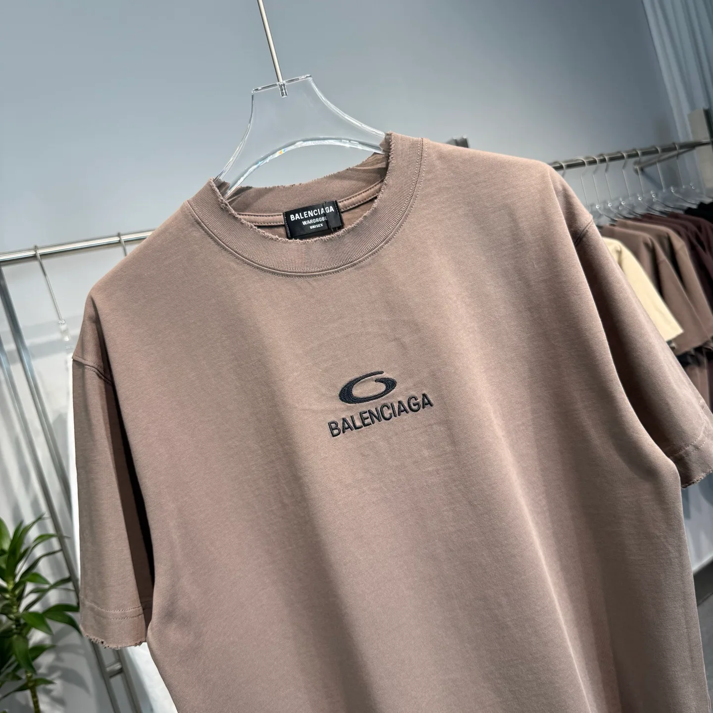 Футболки Женские Balenciaga 5059337