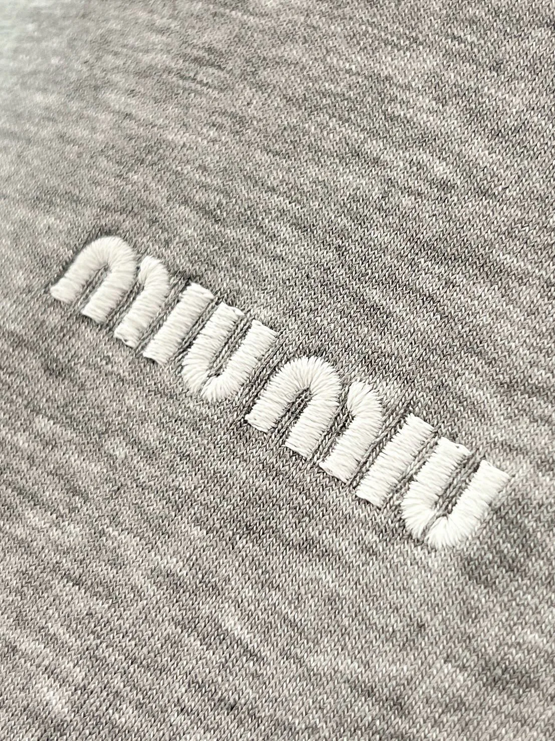 Лонгсливы Женские Miu Miu 102739