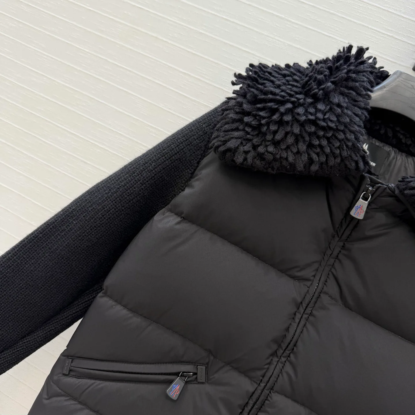 Куртки И Пуховики Женские Moncler 19332003