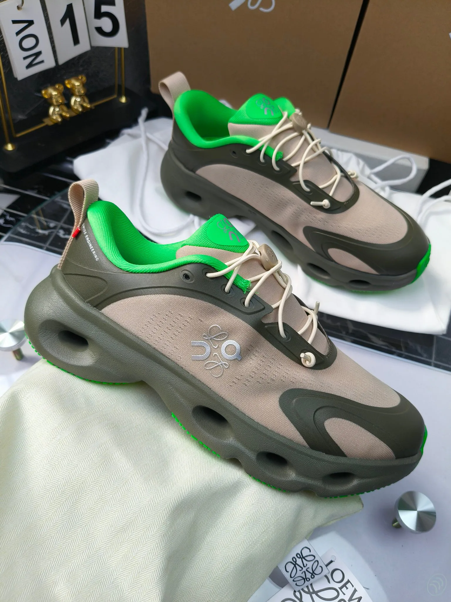 Кроссовки Женские Loewe 1829488