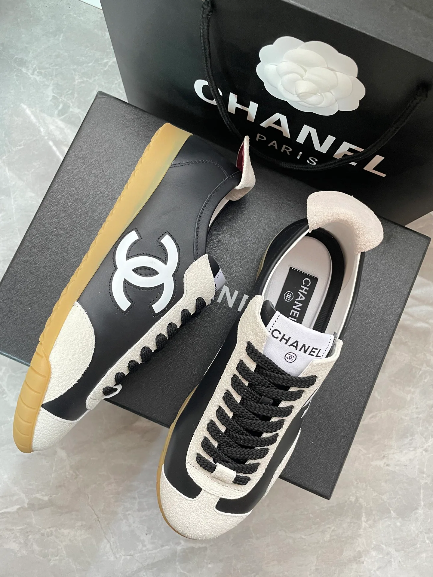 Кроссовки Женские Chanel 11008591