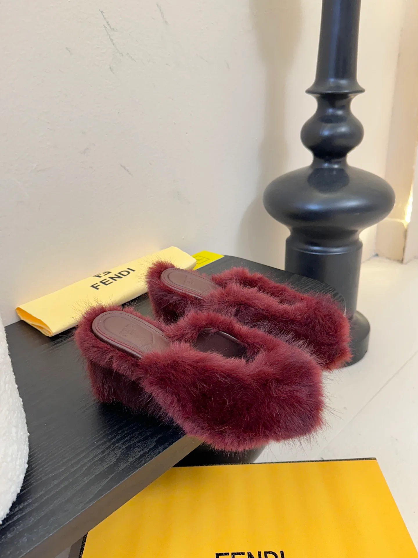 Босоножки Женские Fendi 205613