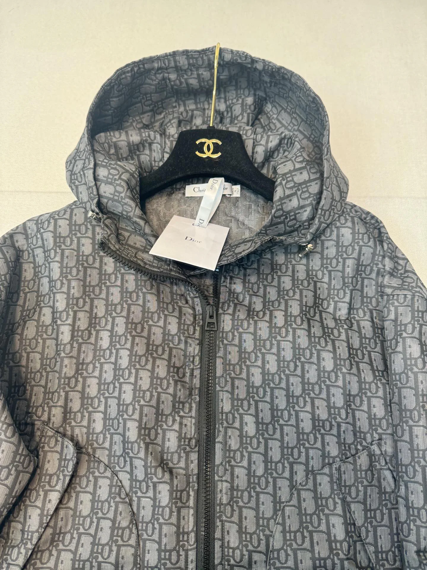 Куртки И Пуховики Женские Christian Dior 12819043