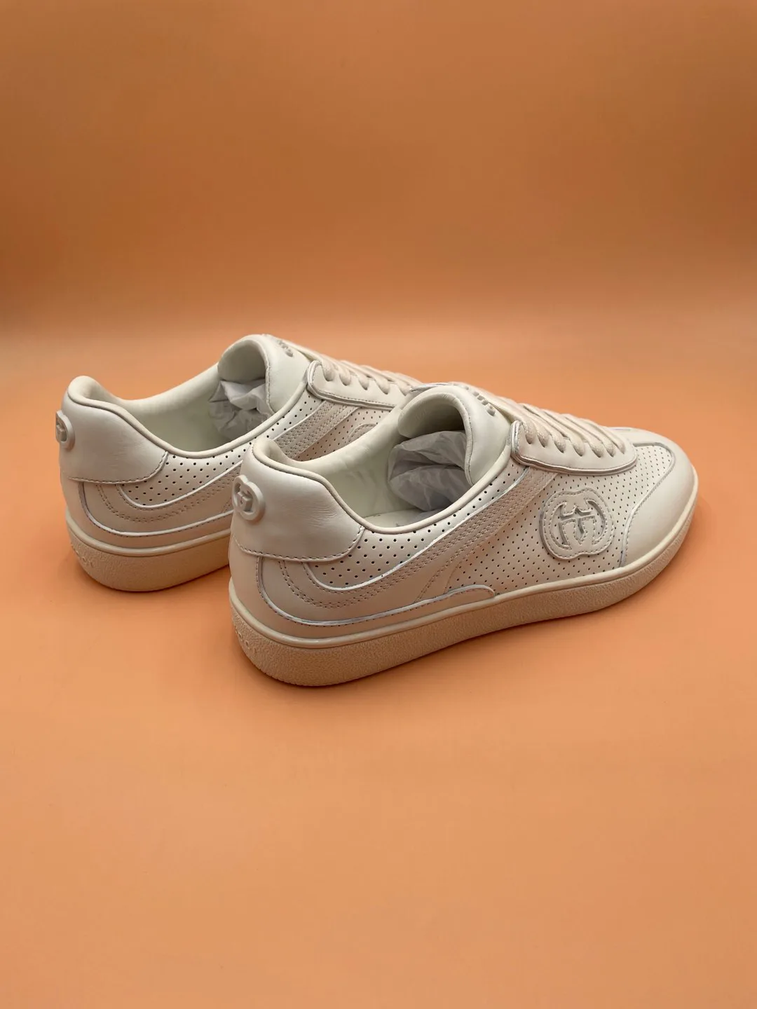 Кроссовки Женские Gucci 17620516