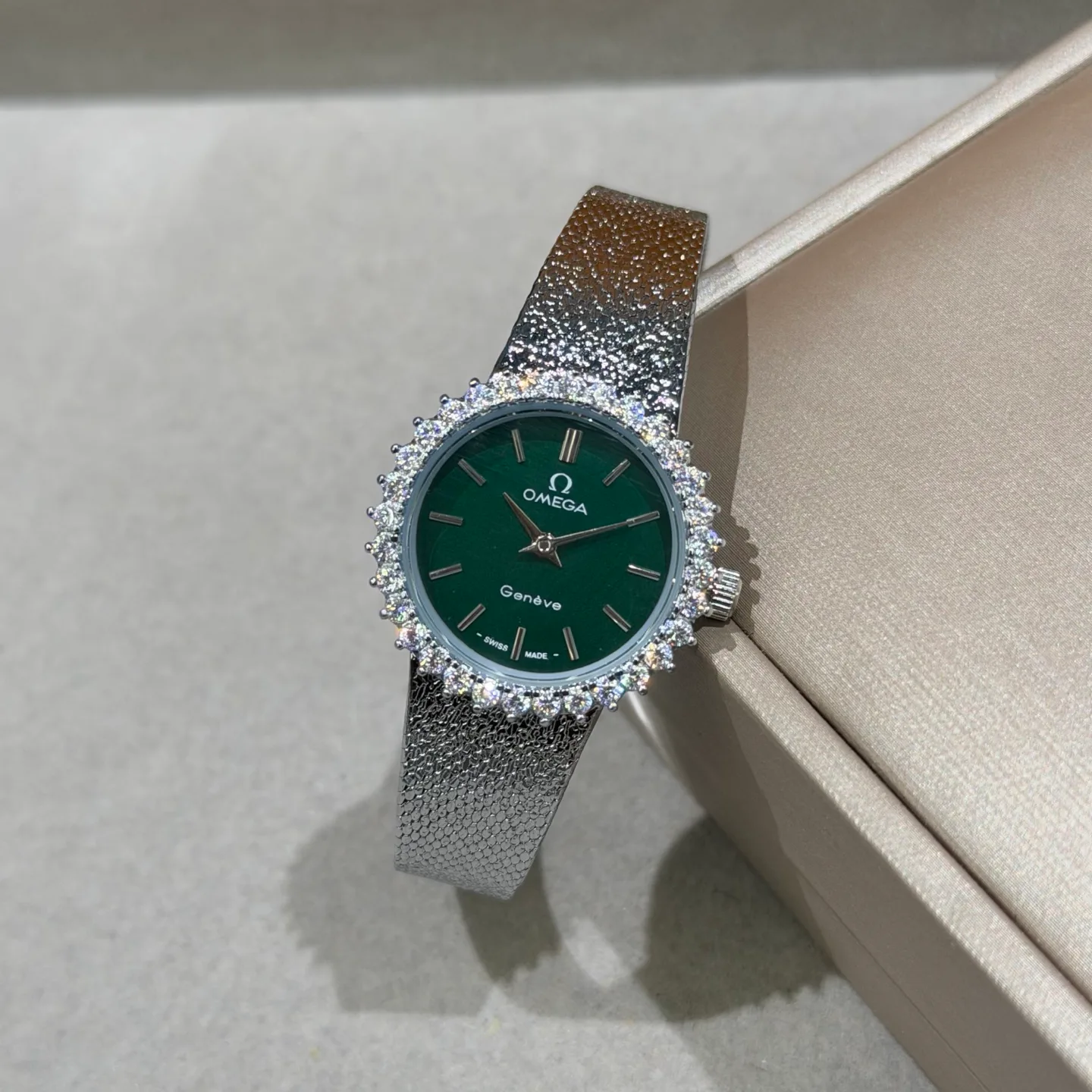 Часы Женские Omega 17843053