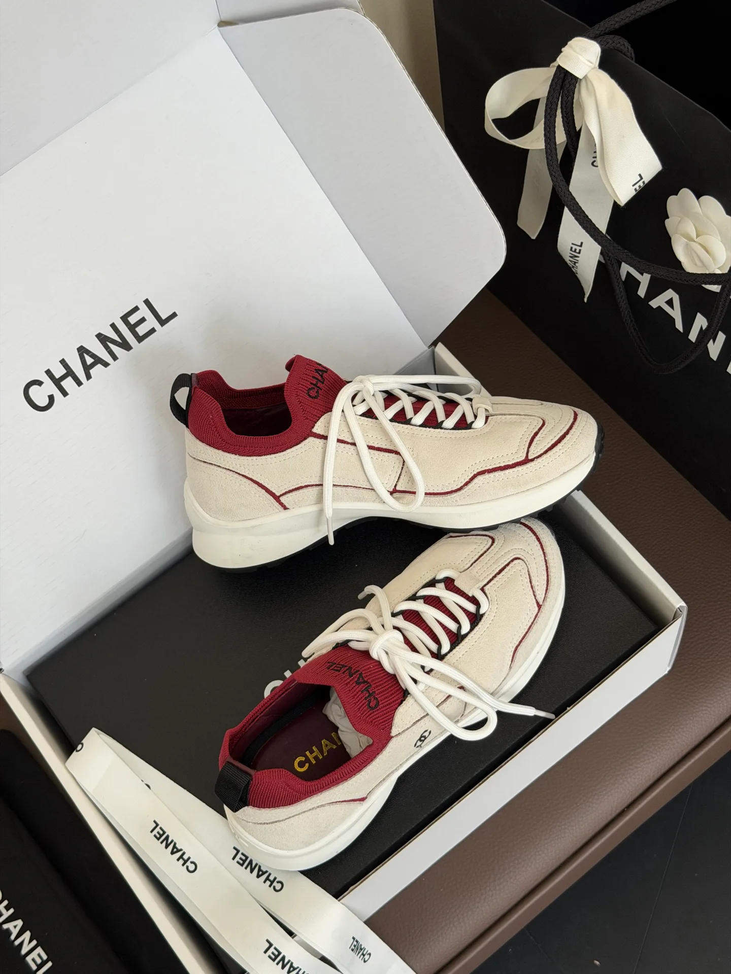 Кроссовки Женские Chanel 18073585