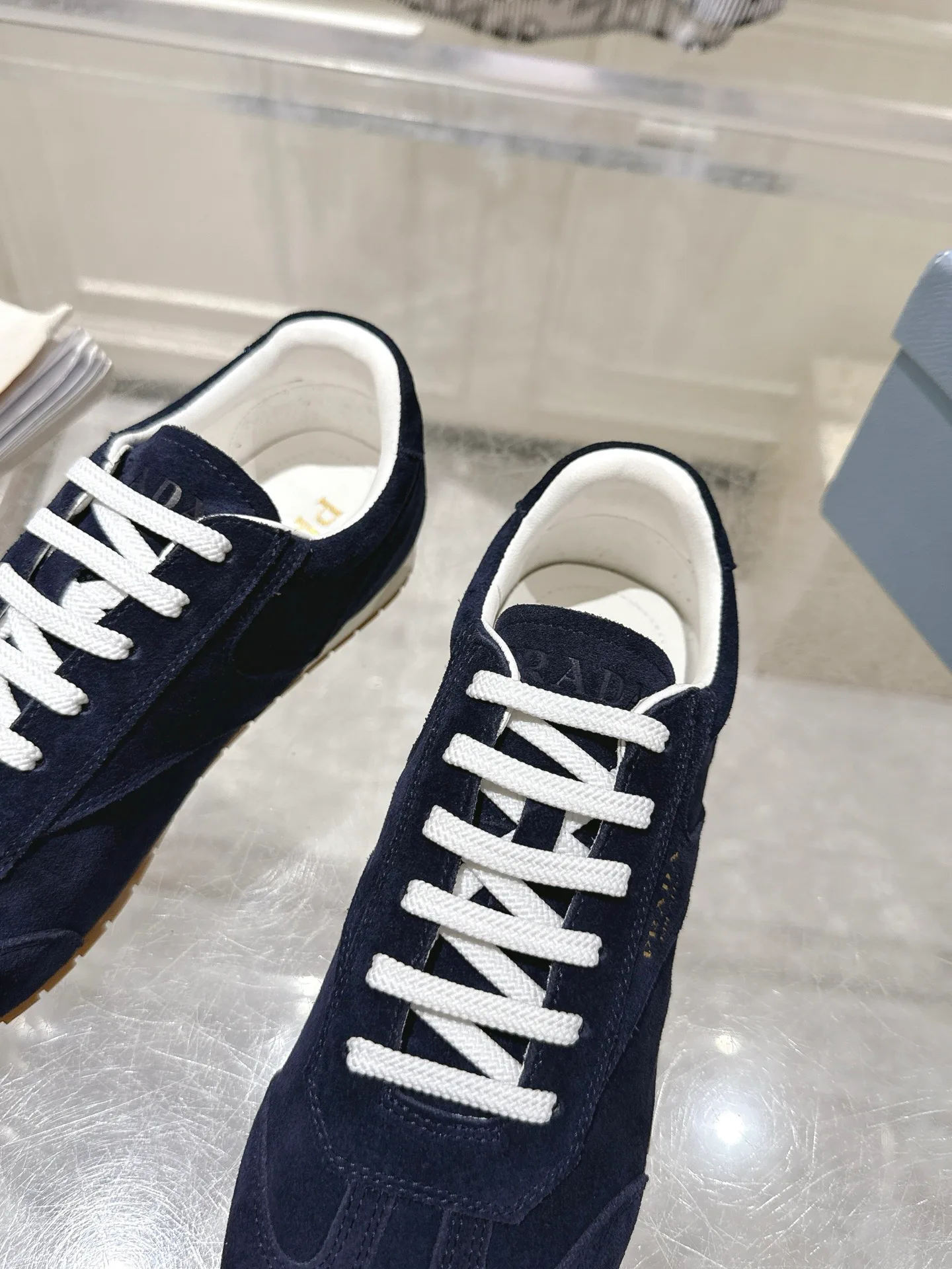 Кроссовки Женские Prada 18508342