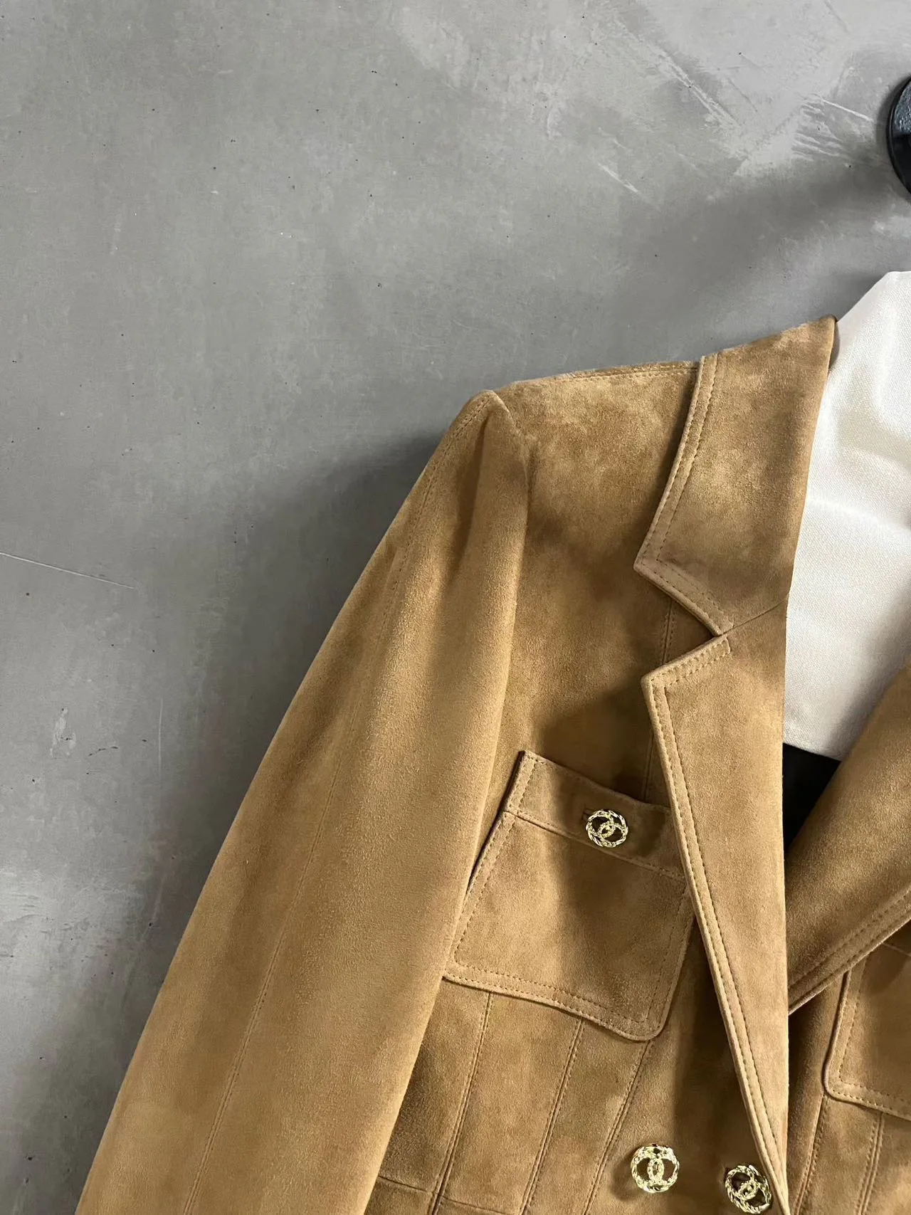 Куртки И Пуховики Женские Chanel 150200