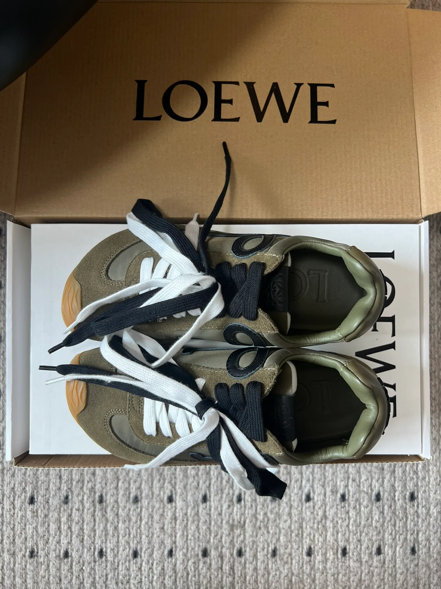Кроссовки Женские Loewe 10475967