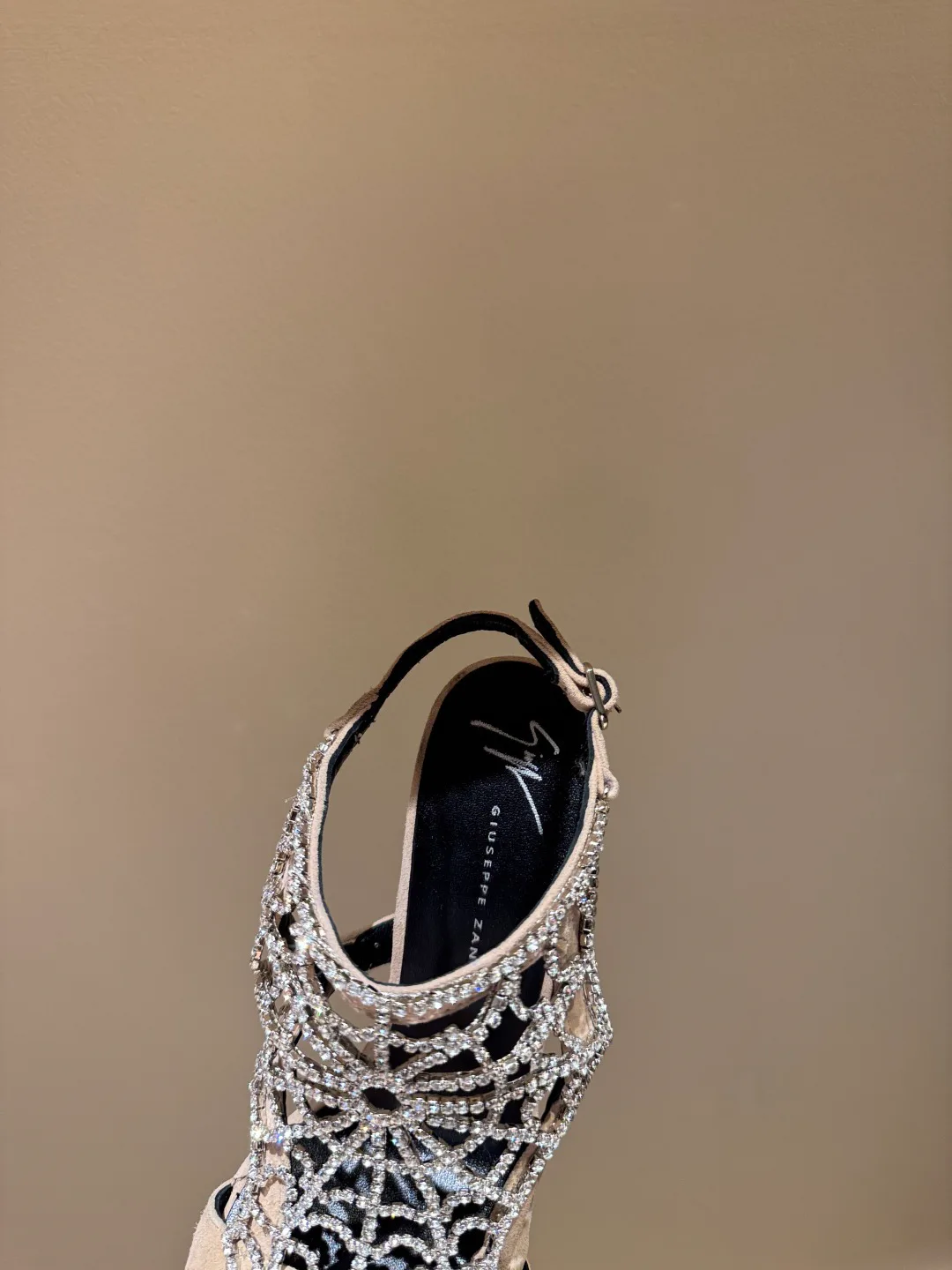 Босоножки Женские Giuseppe Zanotti 13183692